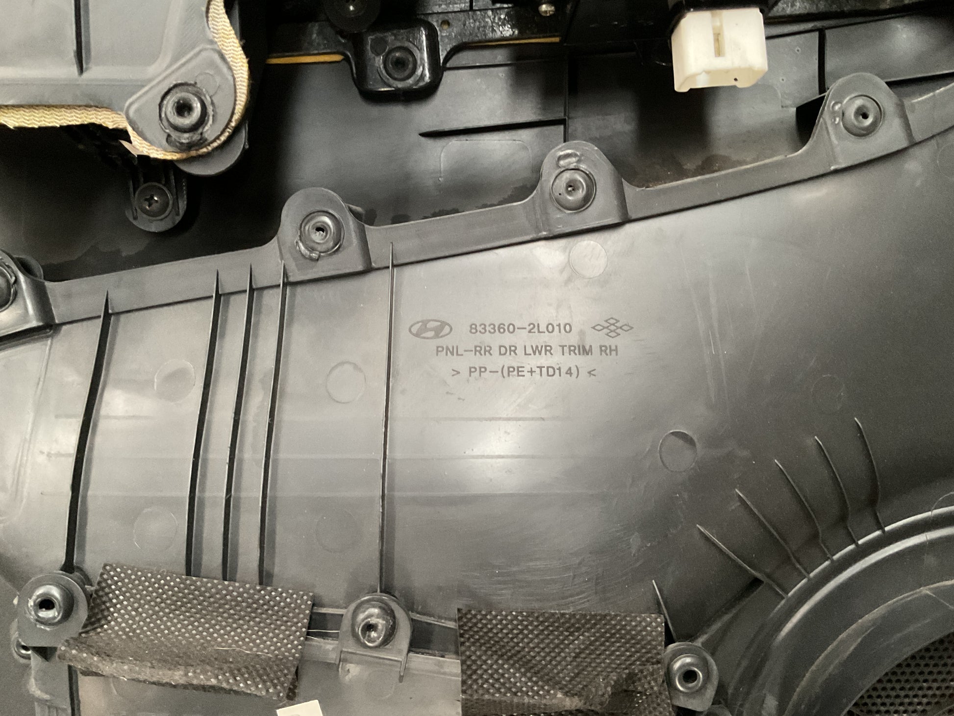 Panel puerta tra dcha Hyundai i30 07-12