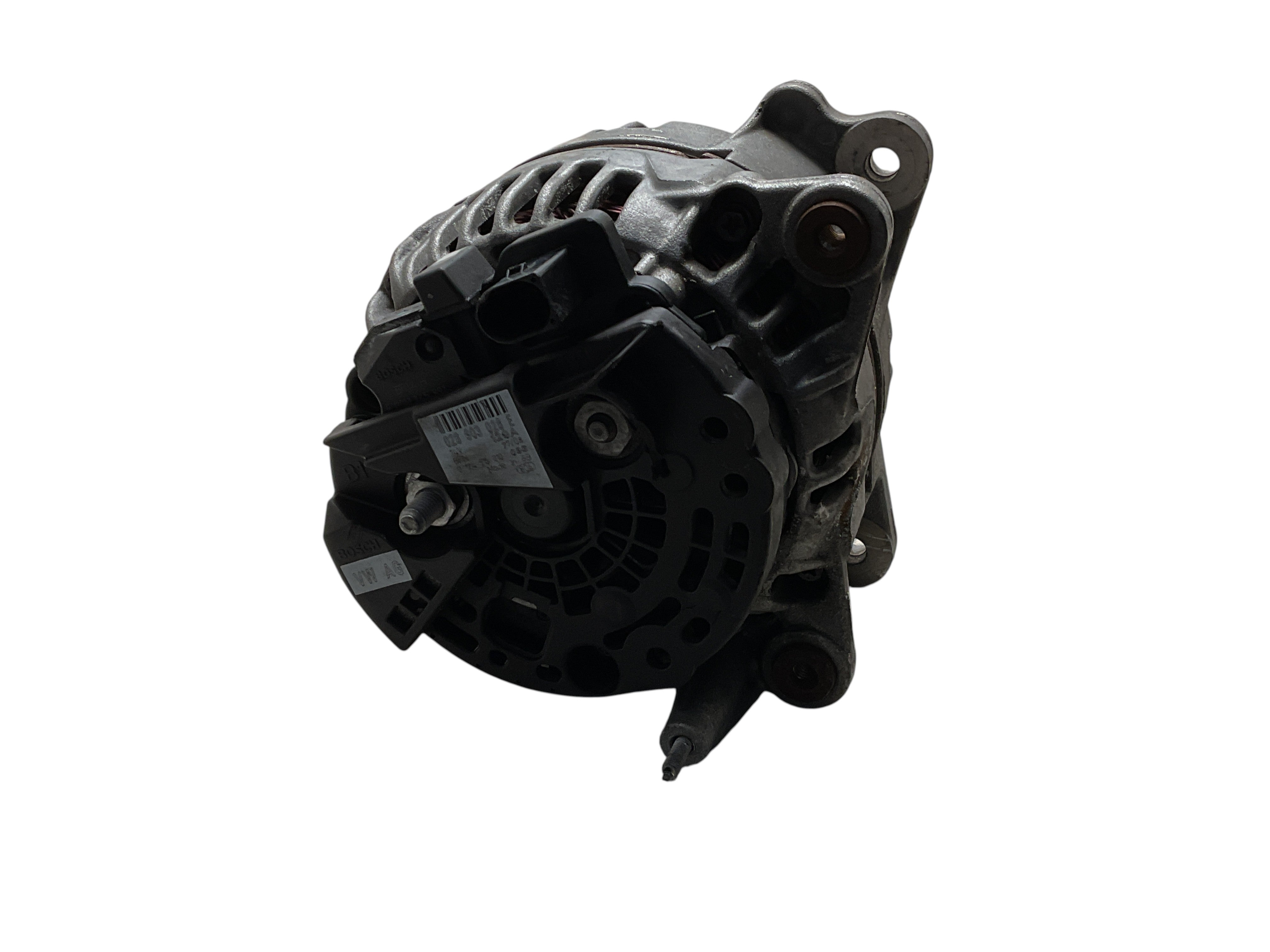 Alternador VAG 028903028E