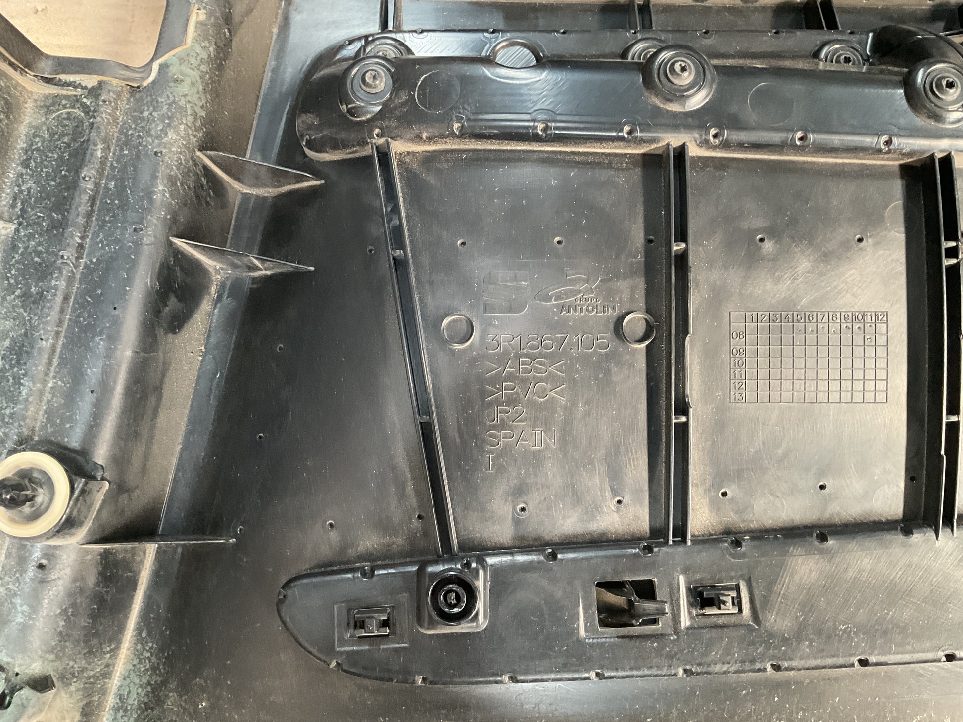 Panel puerta del izq Seat 3R1867105