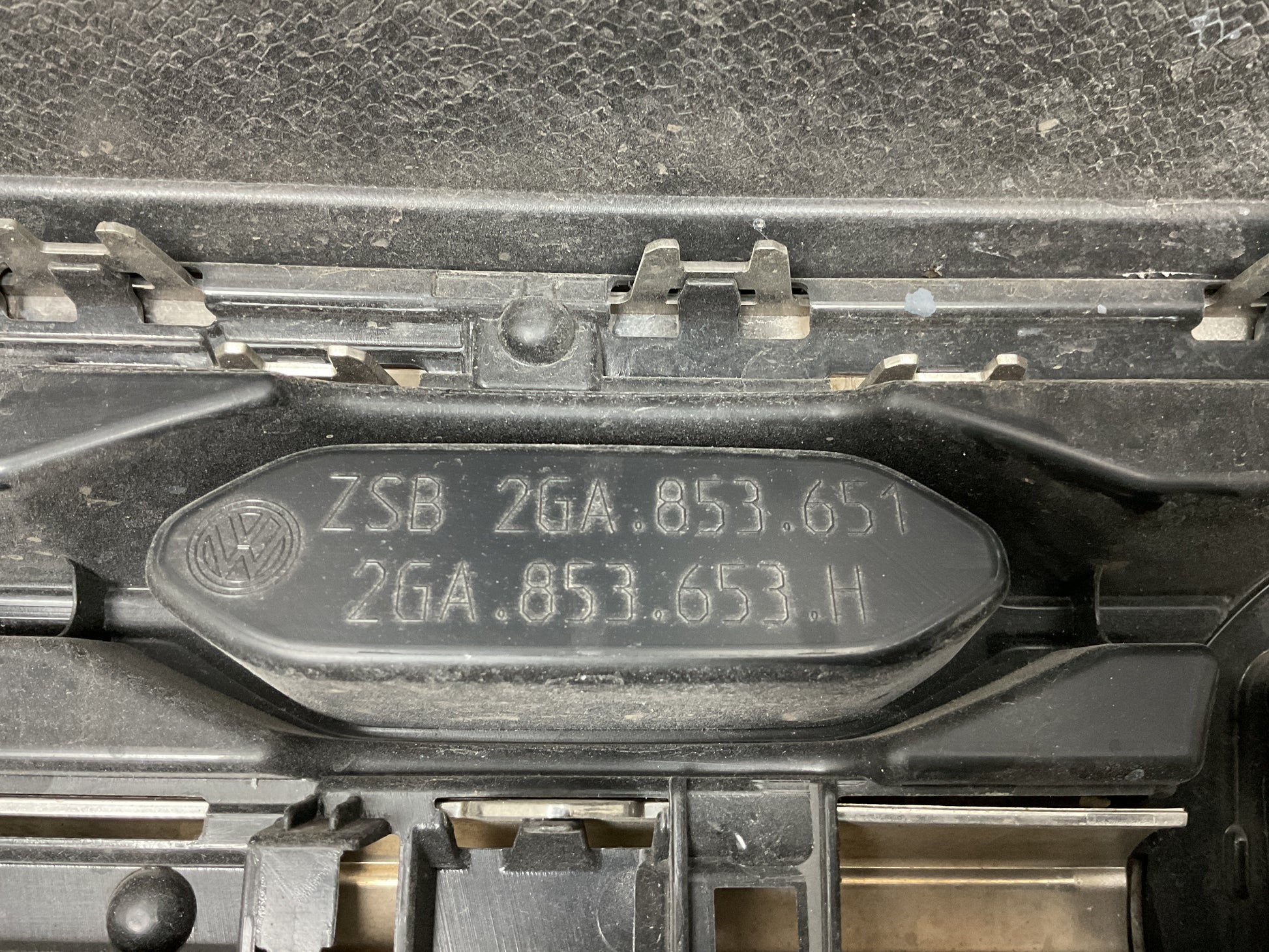 Rejilla Radiador VW T-Roc R-Line 2022-2025 - 2GA853651