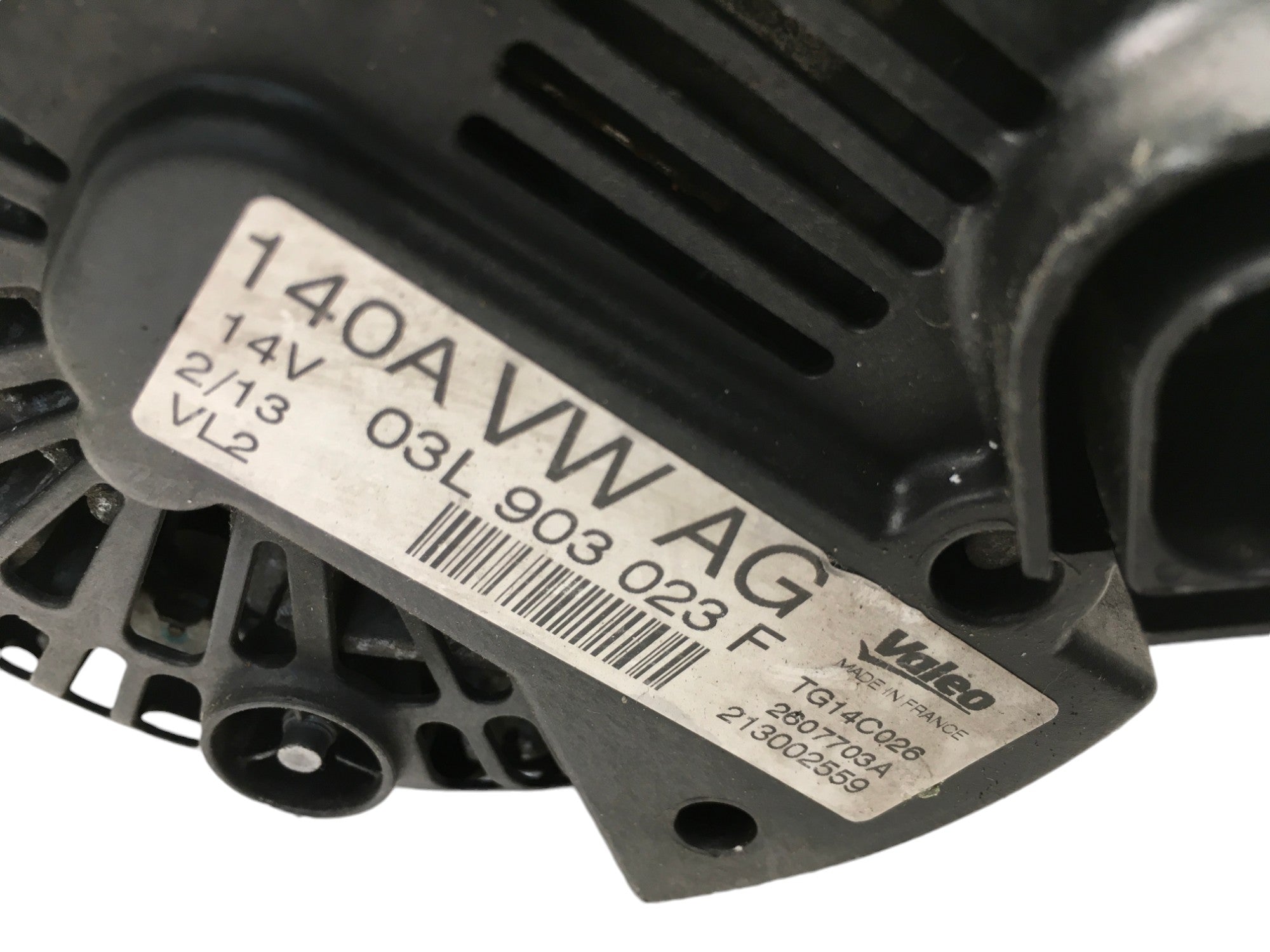 Alternador VAG 03L903023F