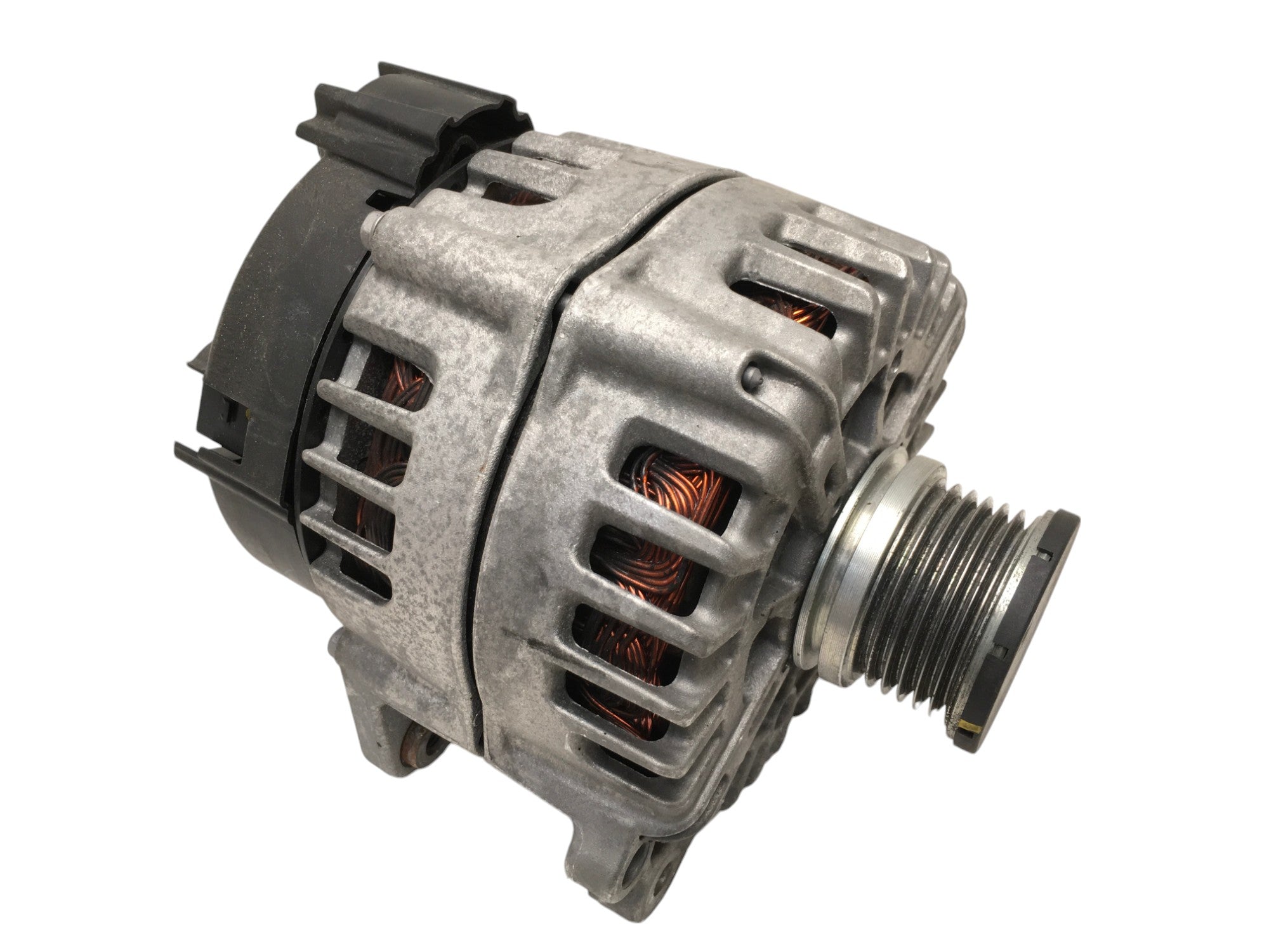 Alternador VW 04L903024A