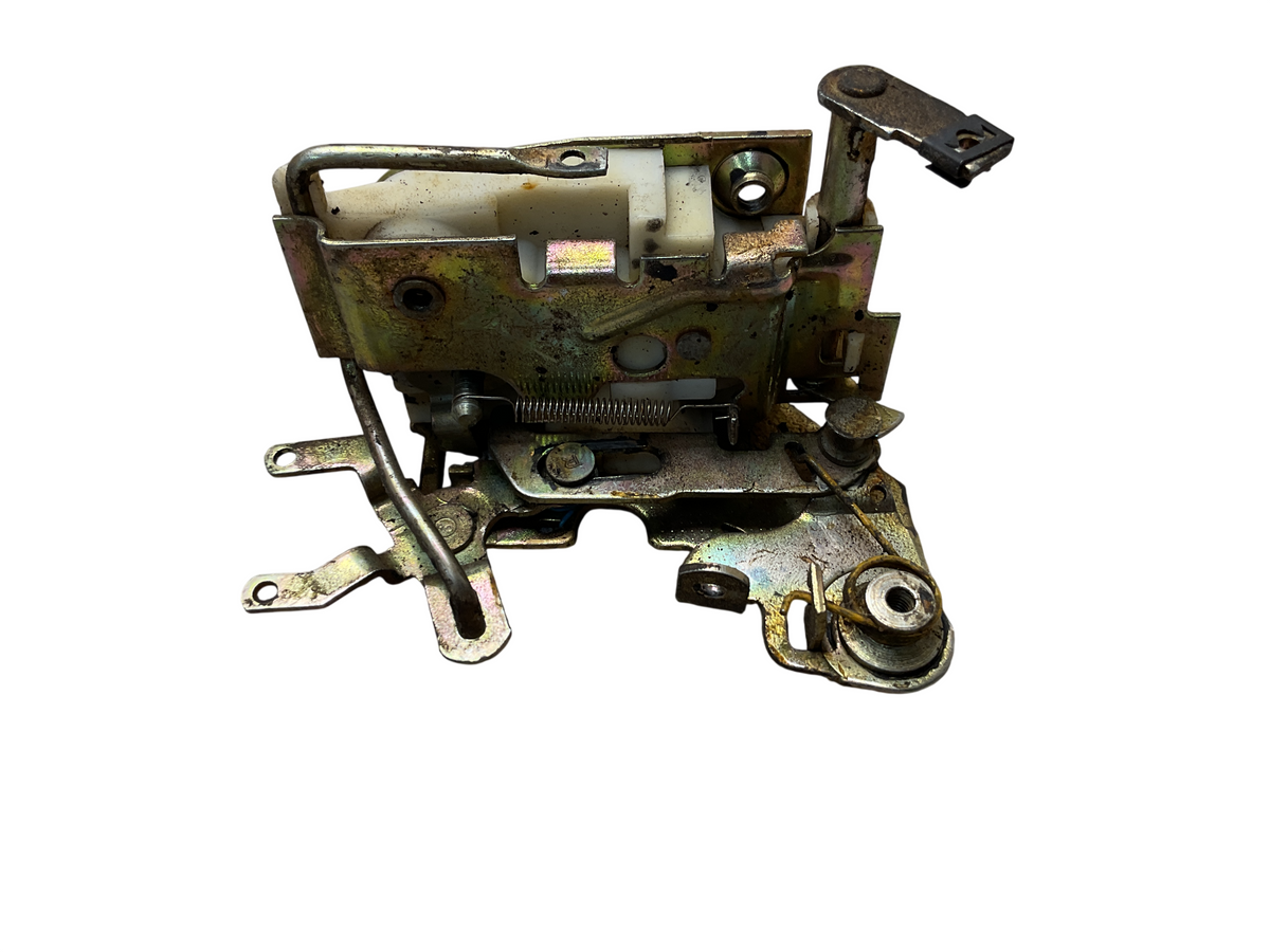 Cerradura Del Izq Opel Ascona C 81-89 7997333