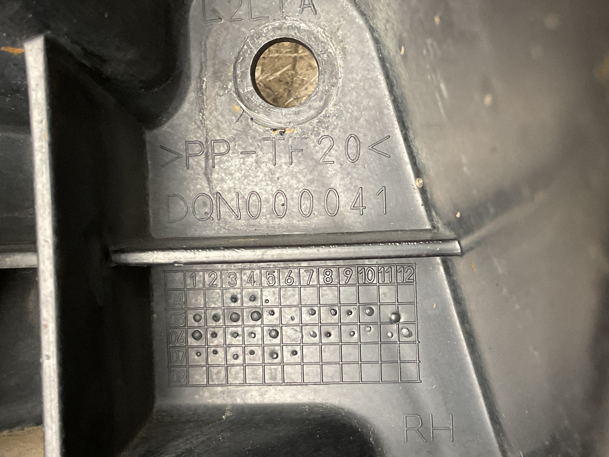 Soporte tra Dcho Paragolpes Range Rover Sport 04-13 - DQN000041