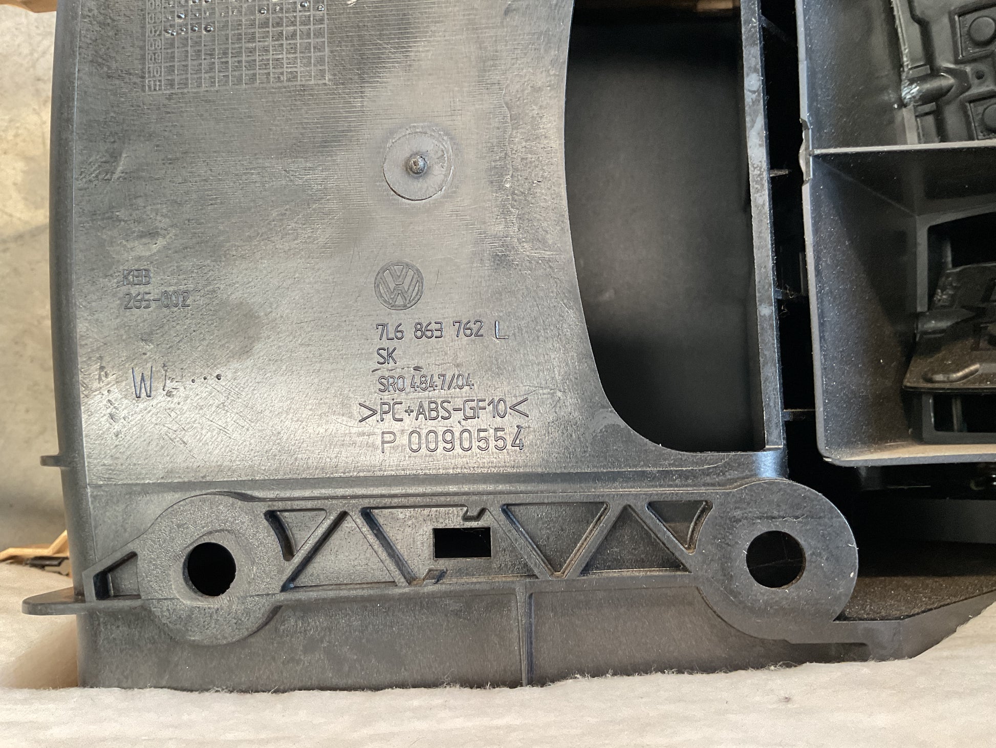 Consola central VW Touareg 02-10