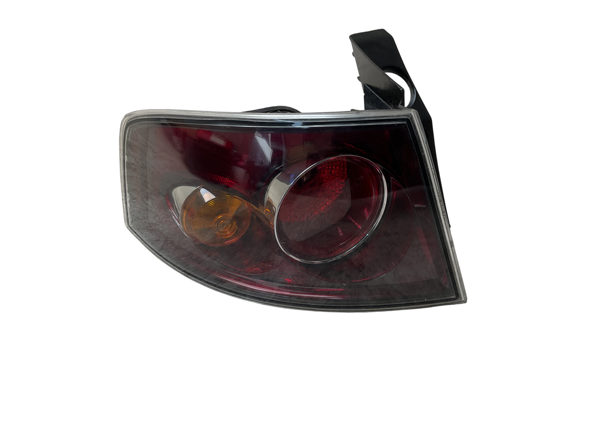 Piloto tra izq Seat Ibiza 02-09