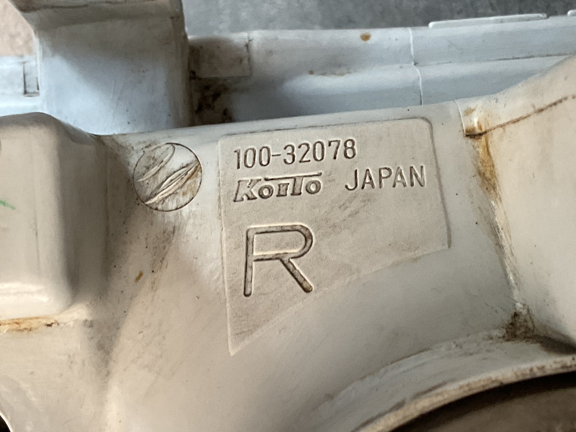 Faro de izq Suzuki GR Vitara 98-05