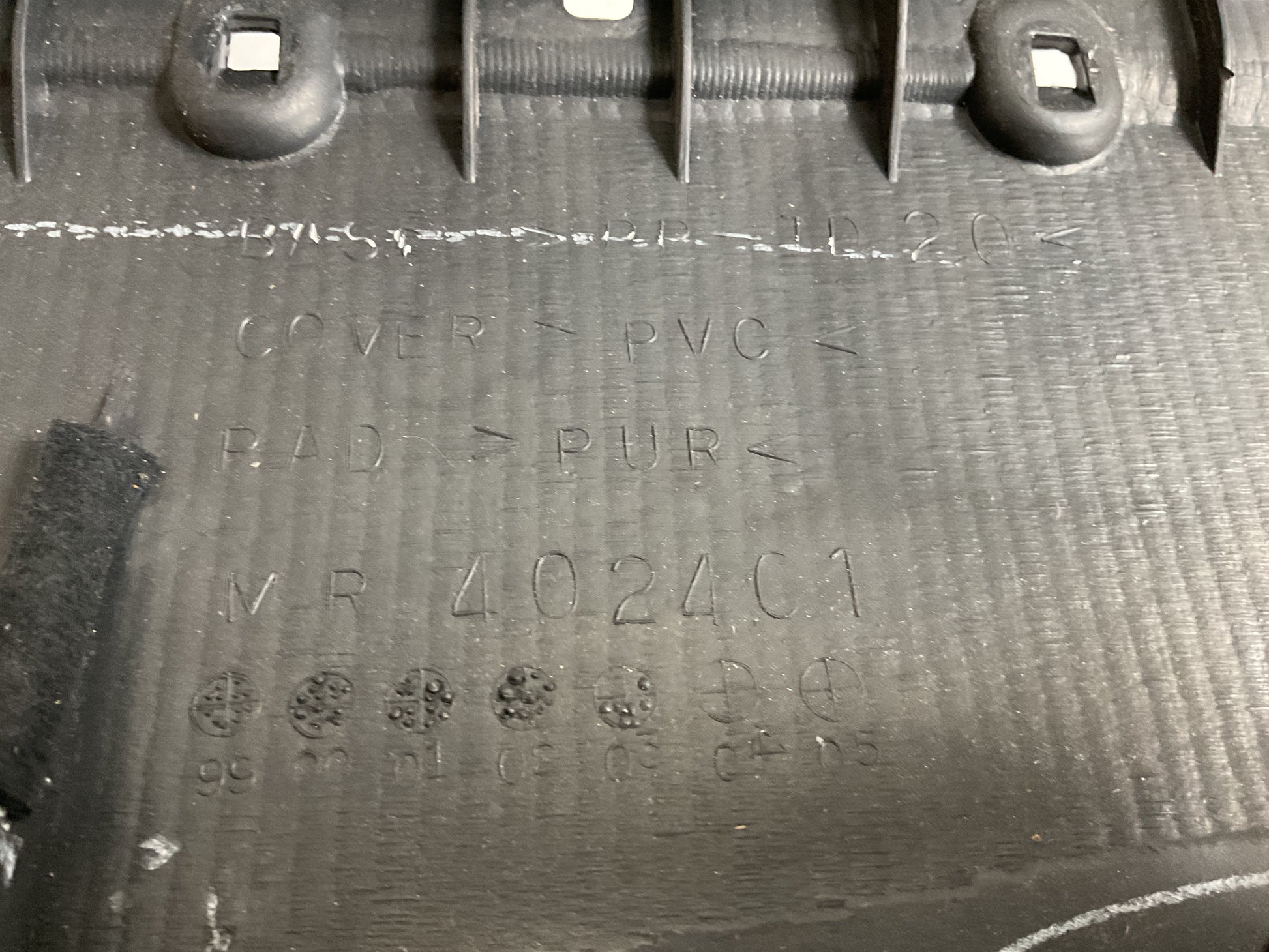 Salpicadero Mitsubishi Pajero 1999-2006 - MR402401