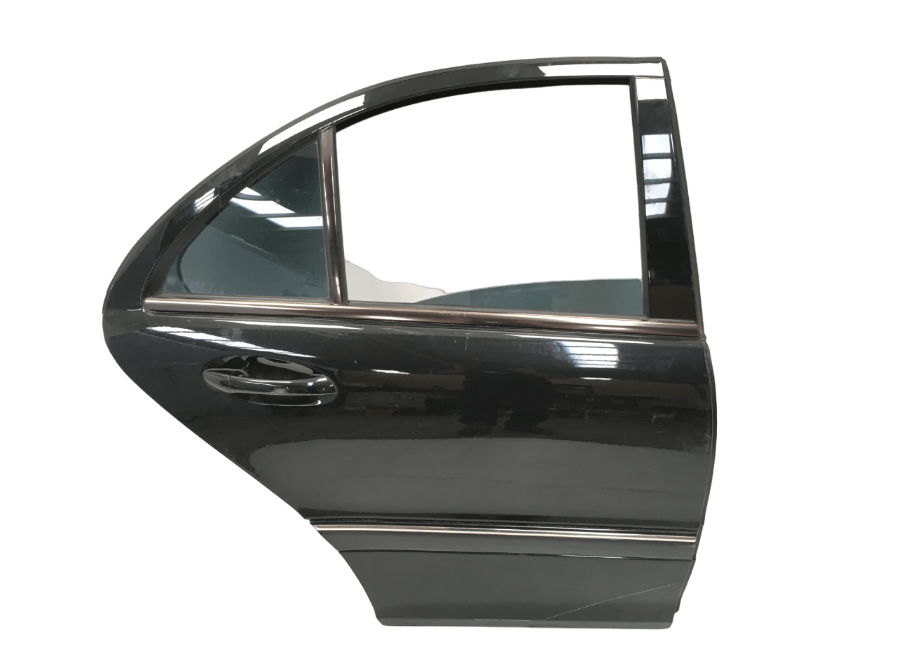 Puerta trasera dcha Mercedes W203 - AutoRR A2037300805