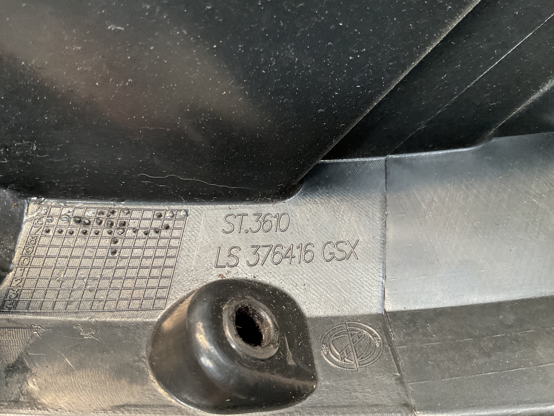 Guantera Alfa Romeo LS376416GSX