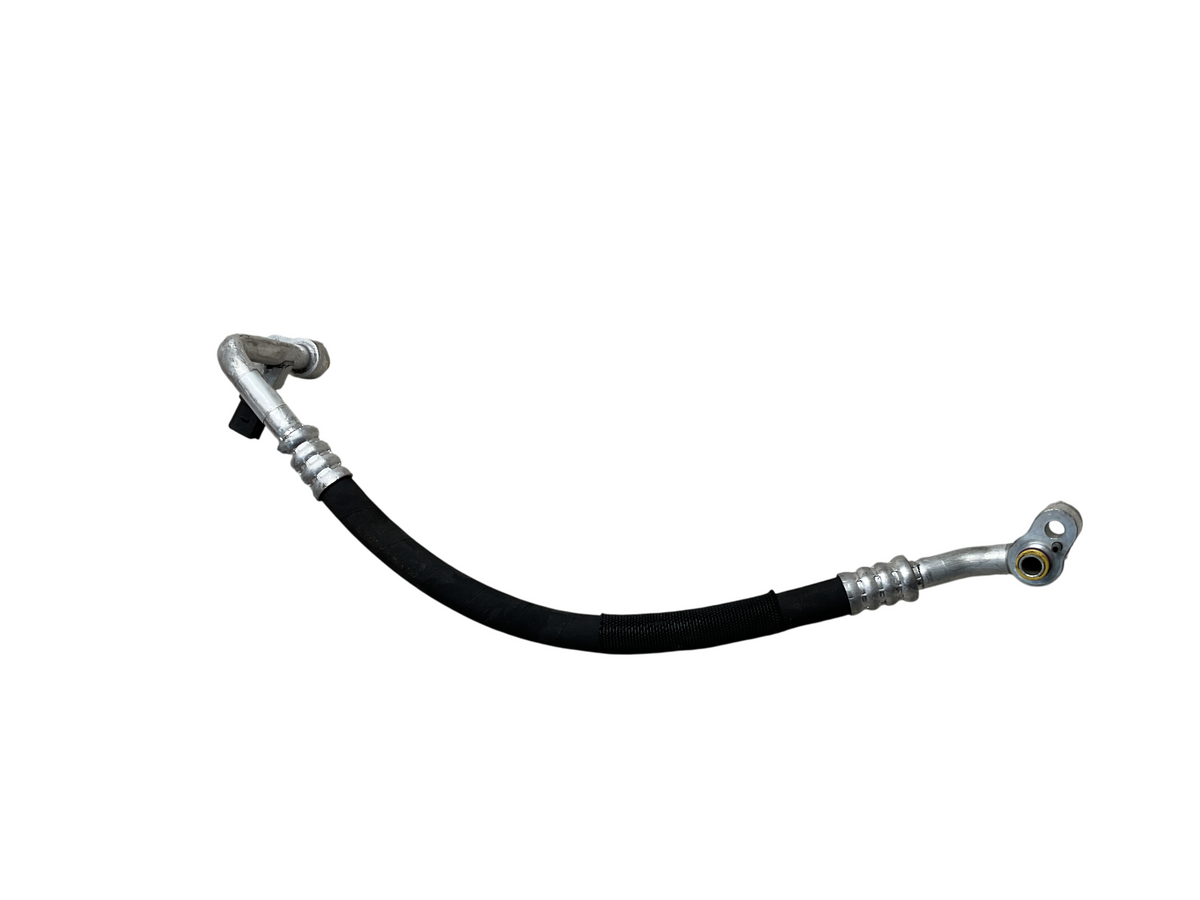Tubo A/C VW Touareg 03-10 7L6820721