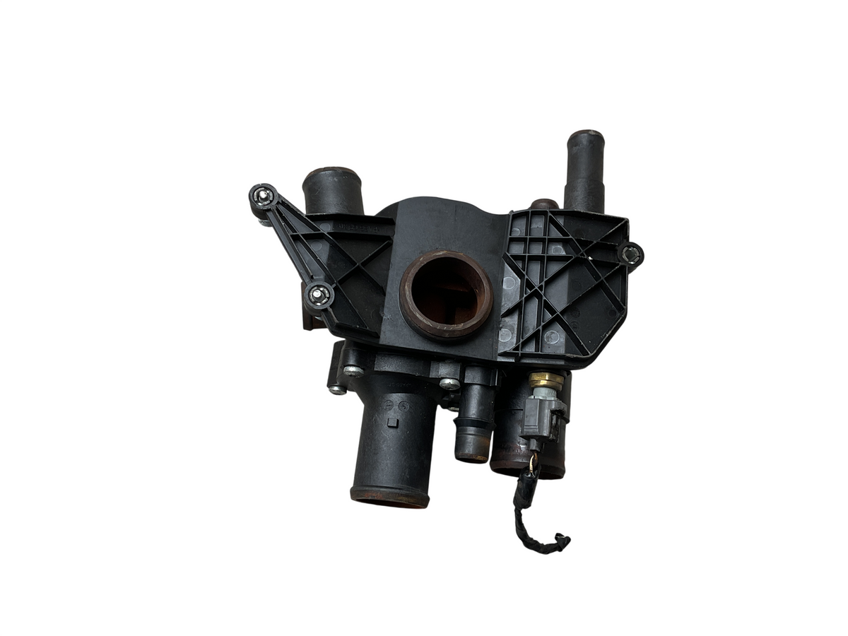Caja Termostato Range Rover Sport 02-13 3.6 LR004318
