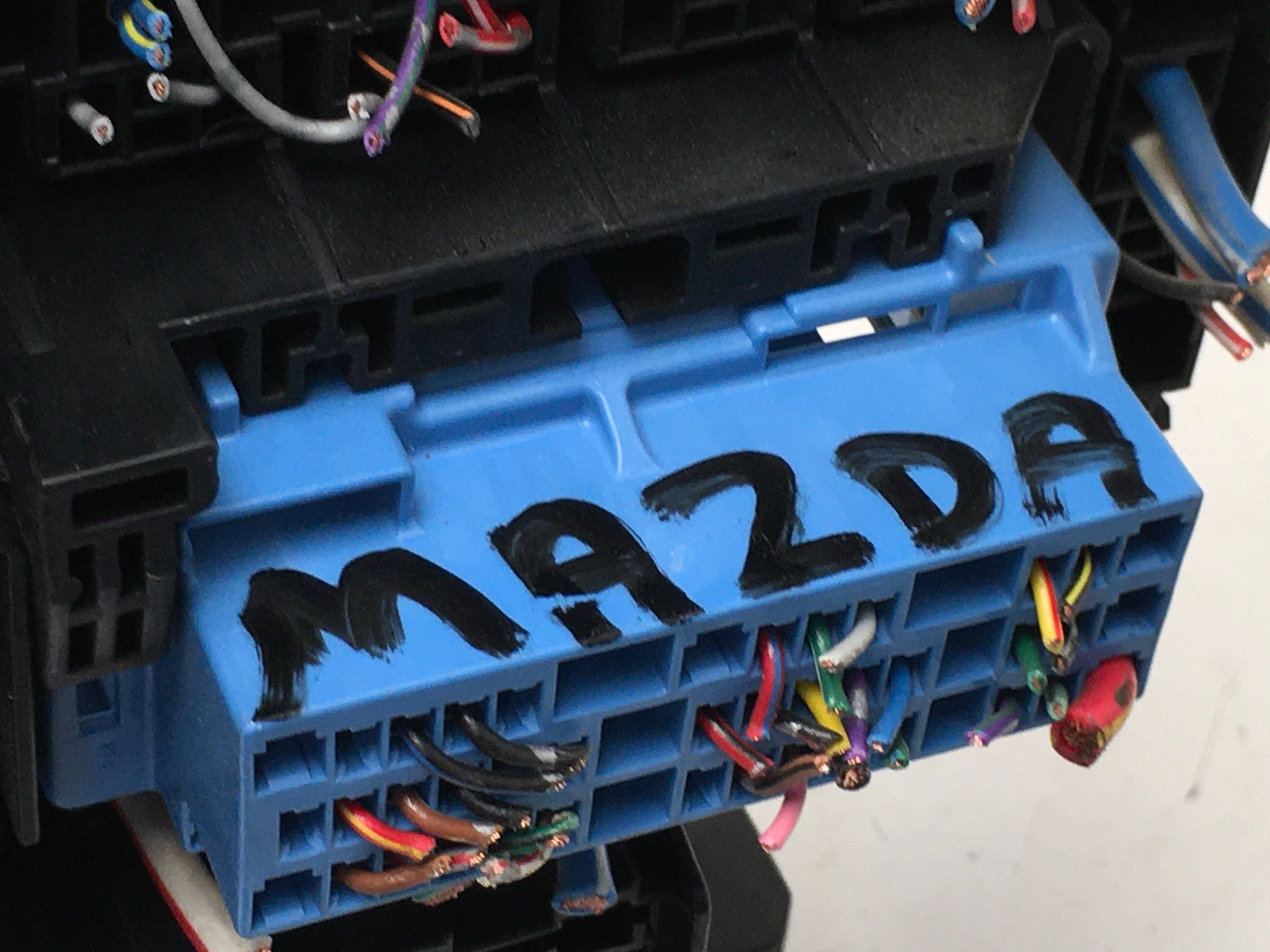 Caja fusibles Mazda 5