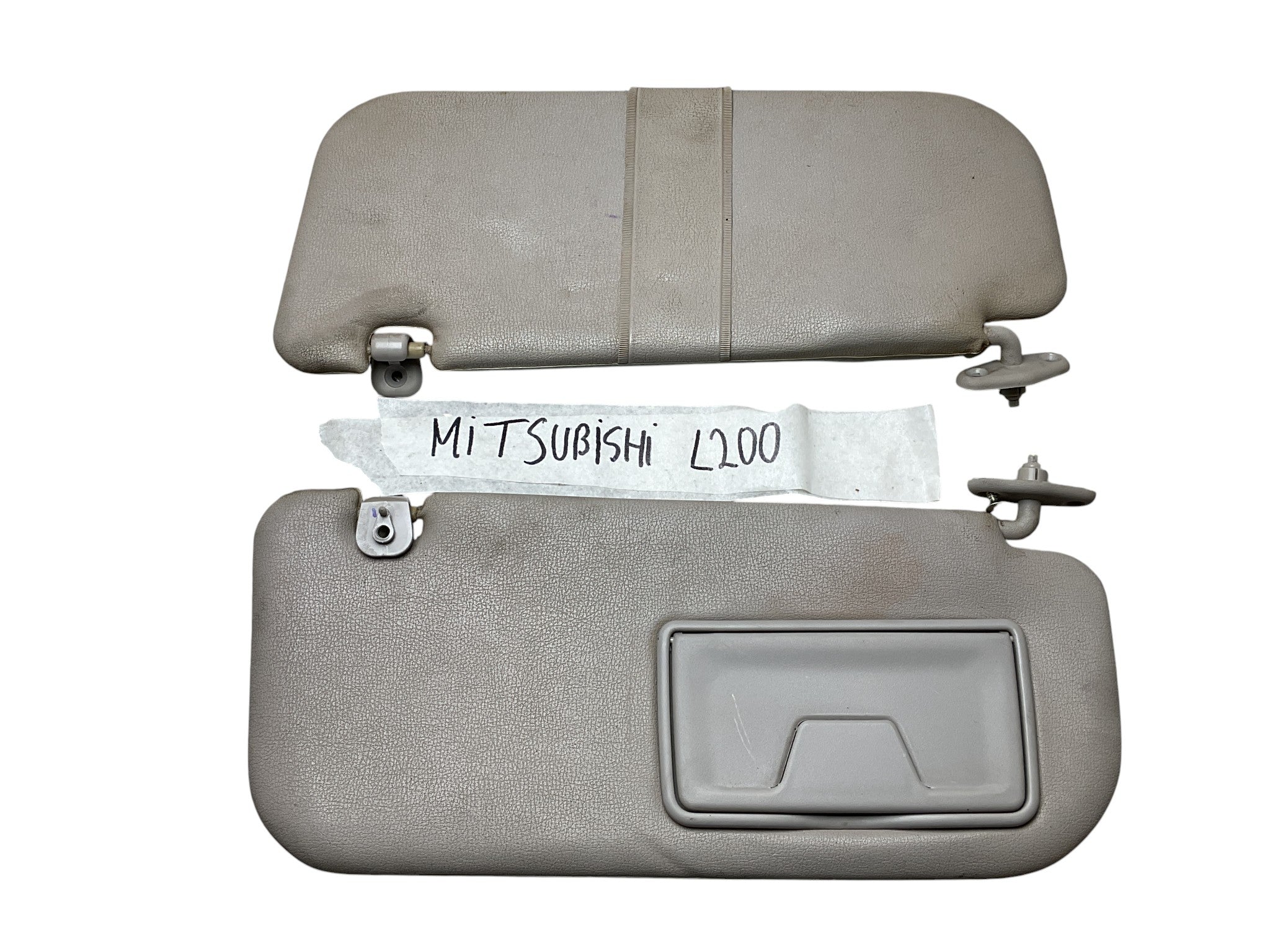 Parasol  dcho izq Mitsubishi L200