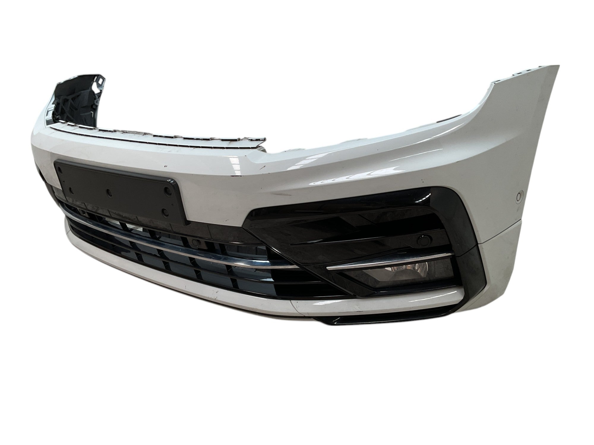 VW Tiguan II RLine front bumper 