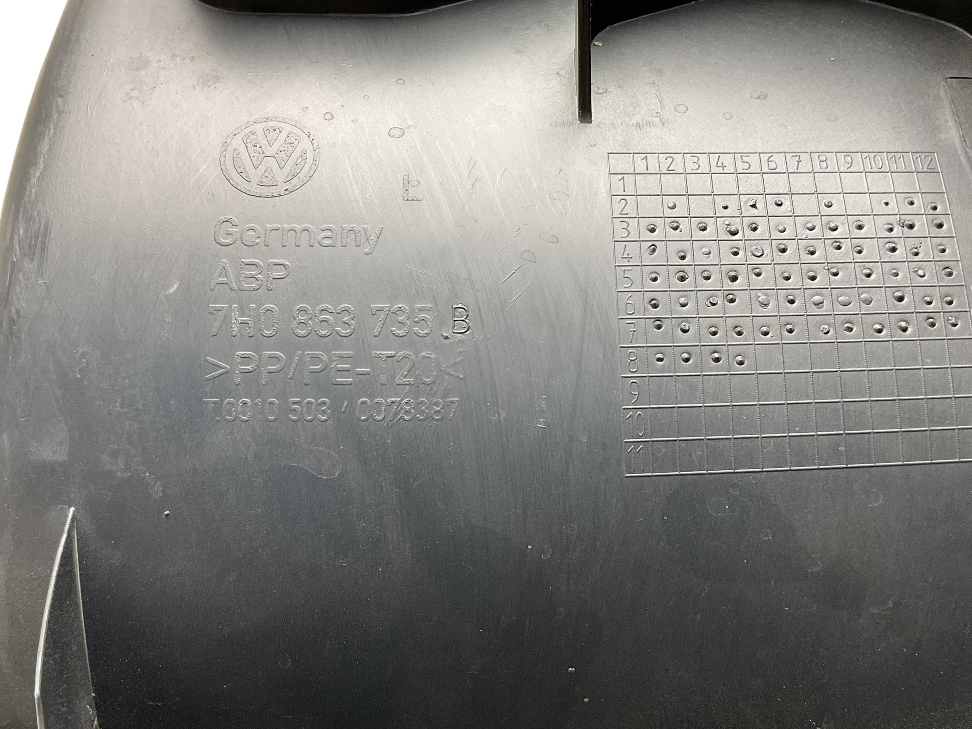 Moldura Lateral Puerta Izq VW T5 03-15 - 7H0863735B