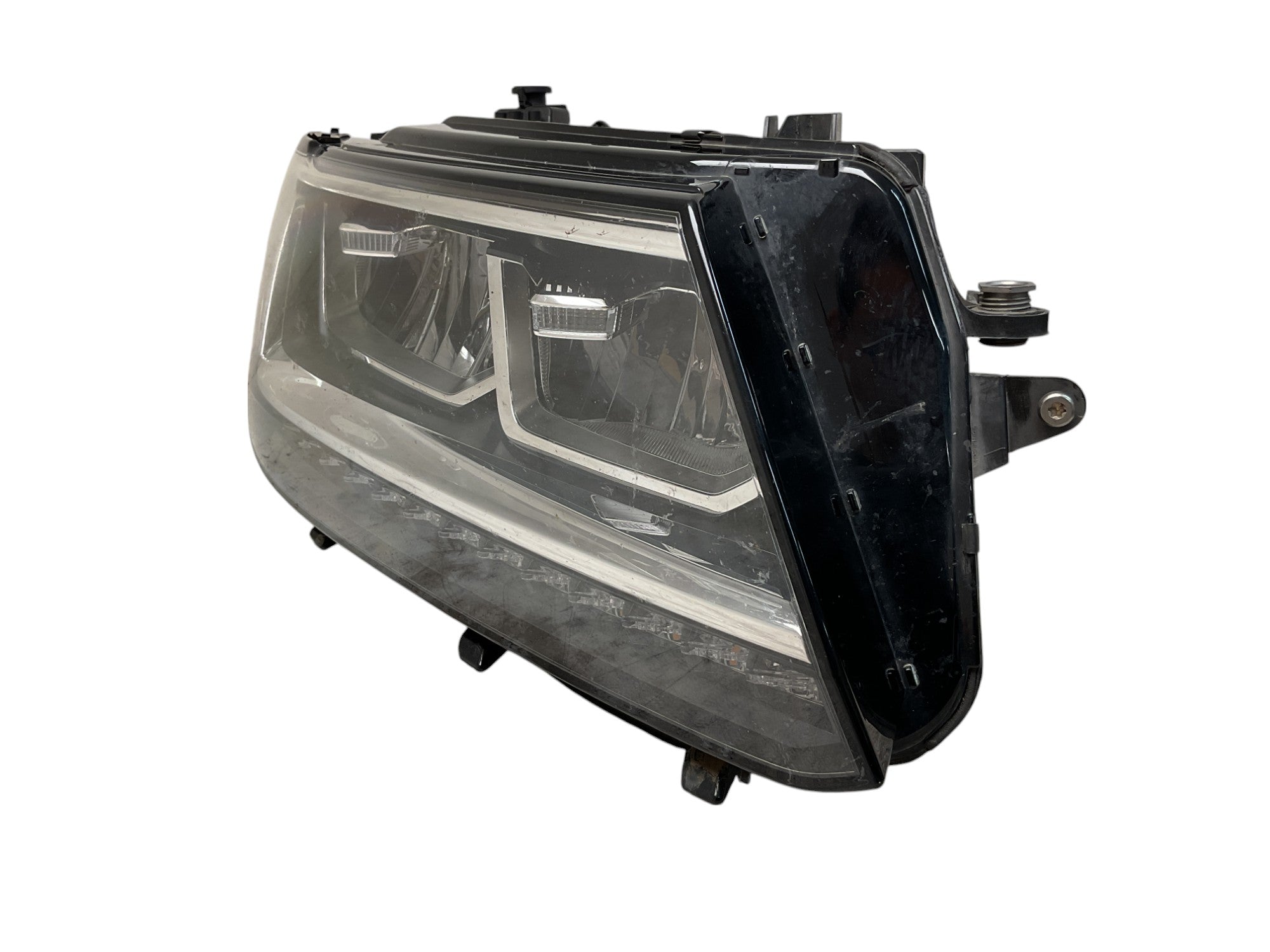 Faro dcho VW Tiguan II 2016 2025