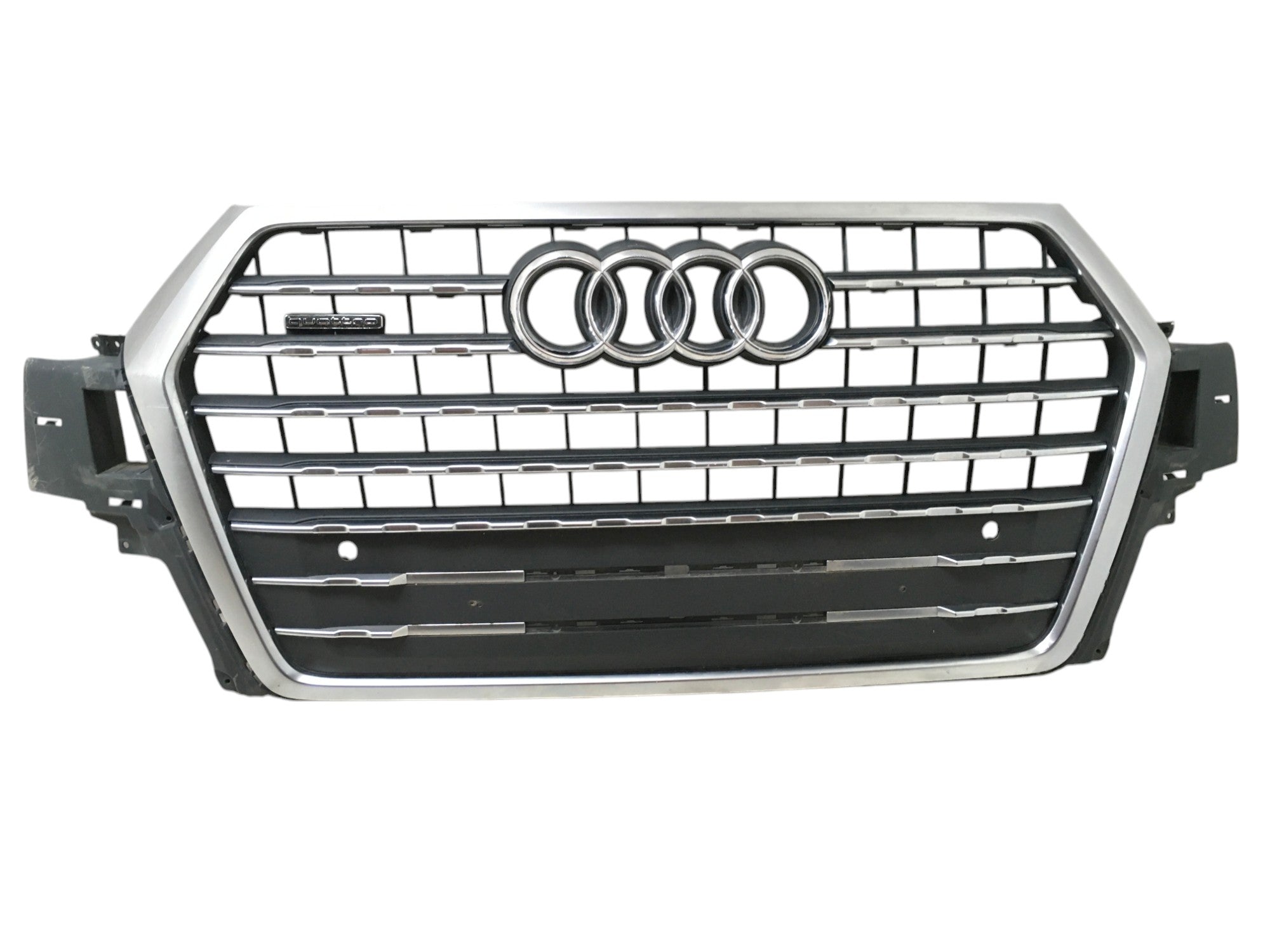 Rejilla Radiador Audi Q7 4M