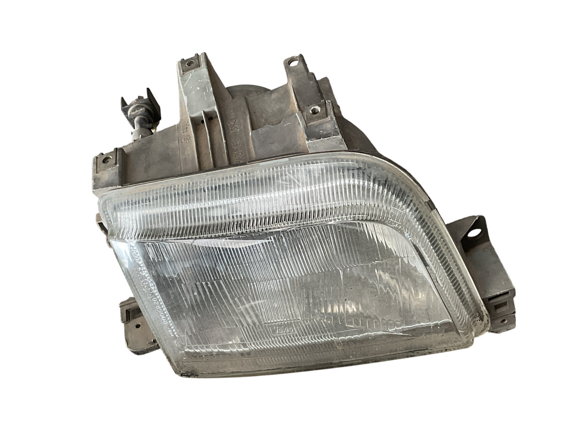 Faro del dcho Renault Clio 90-98