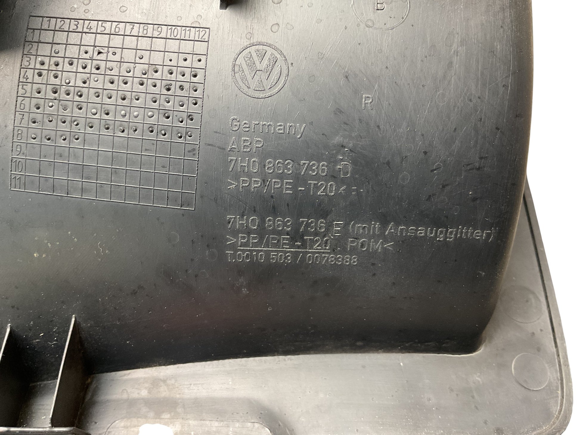 Moldura dcha VW transporter 7H0863736D - 7H0863736D