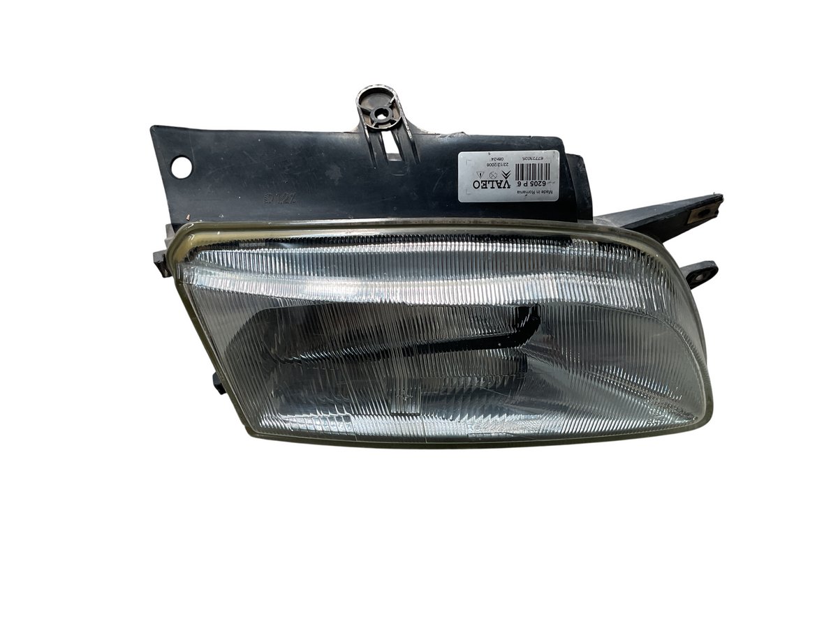 Faro del dcho Berlingo Partner 96-04 6205P6