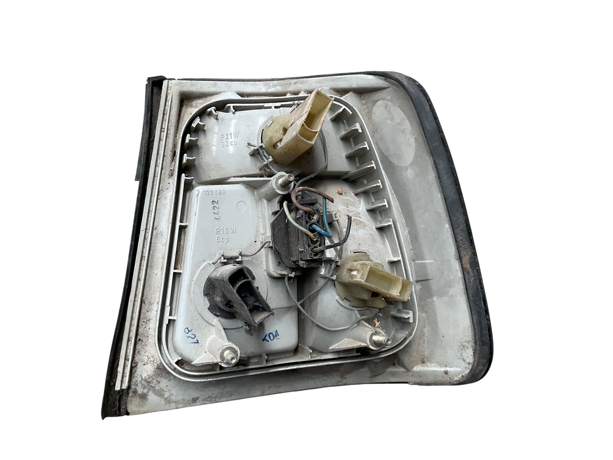 Piloto Tra izq BMW 5 87-96 133689