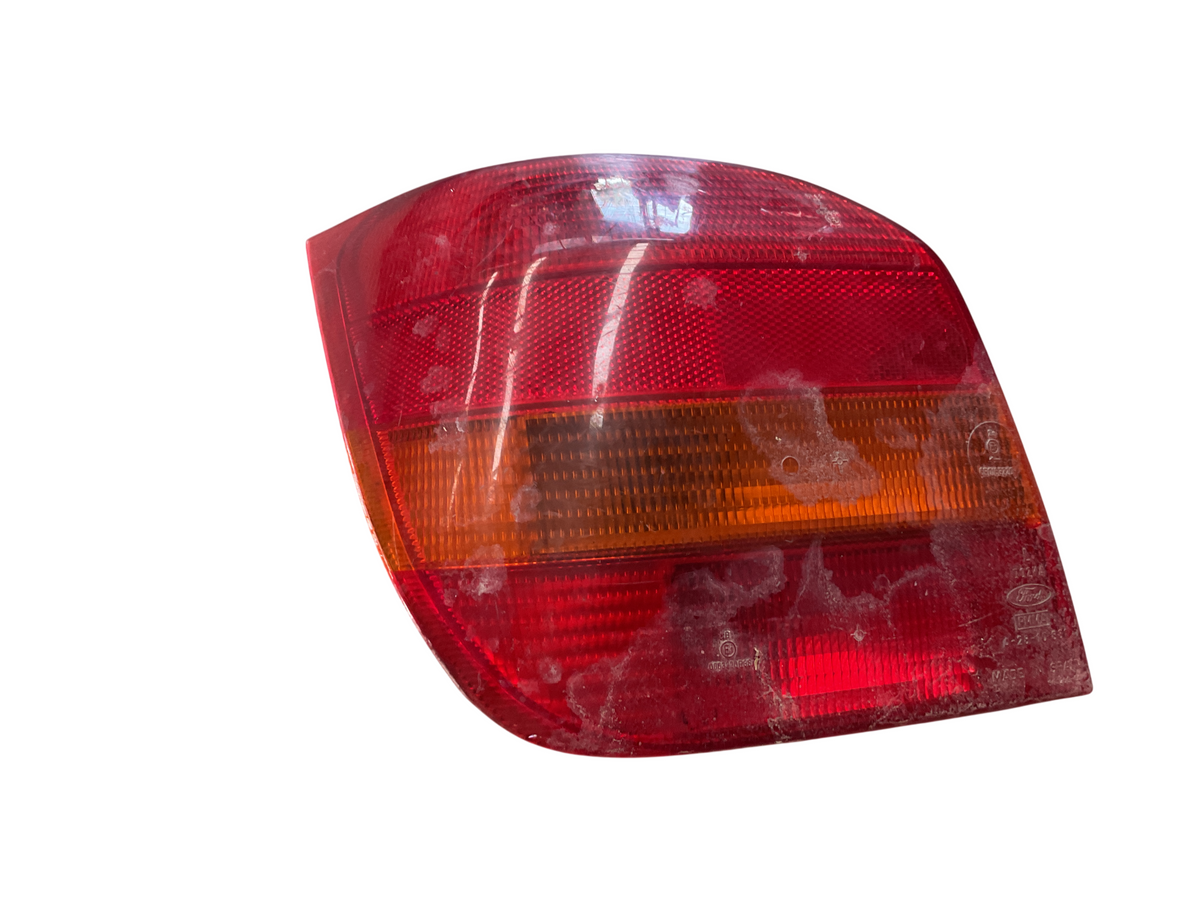 Piloto tra izq Ford Fiesta 89-93 89FG13N004BA
