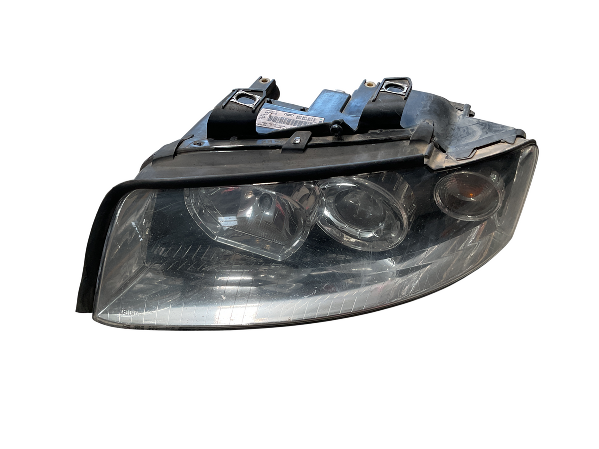 Faro del izq Audi A4 2000-2006 8E0990007C