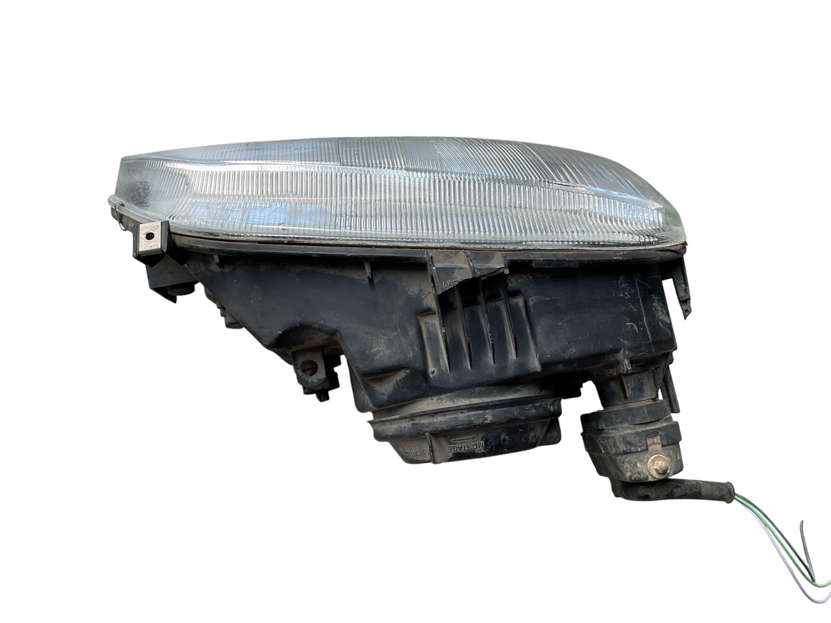Faro del dcho Scenic Megane 96-99 7700831463