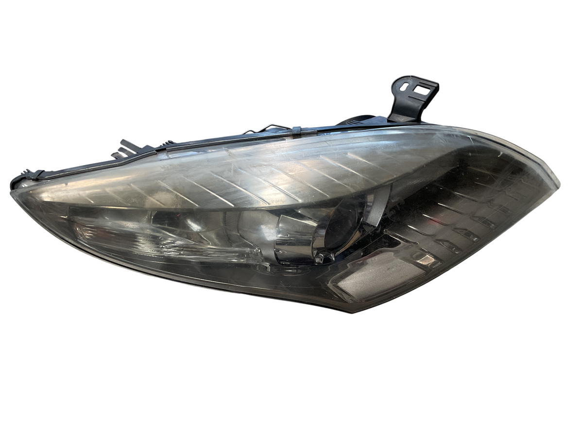 Faro del dcho Renault Megane 08-16 260100021R