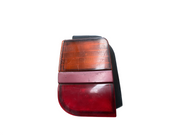 Piloto tra izq Mitsubishi Space Wagon 91-98