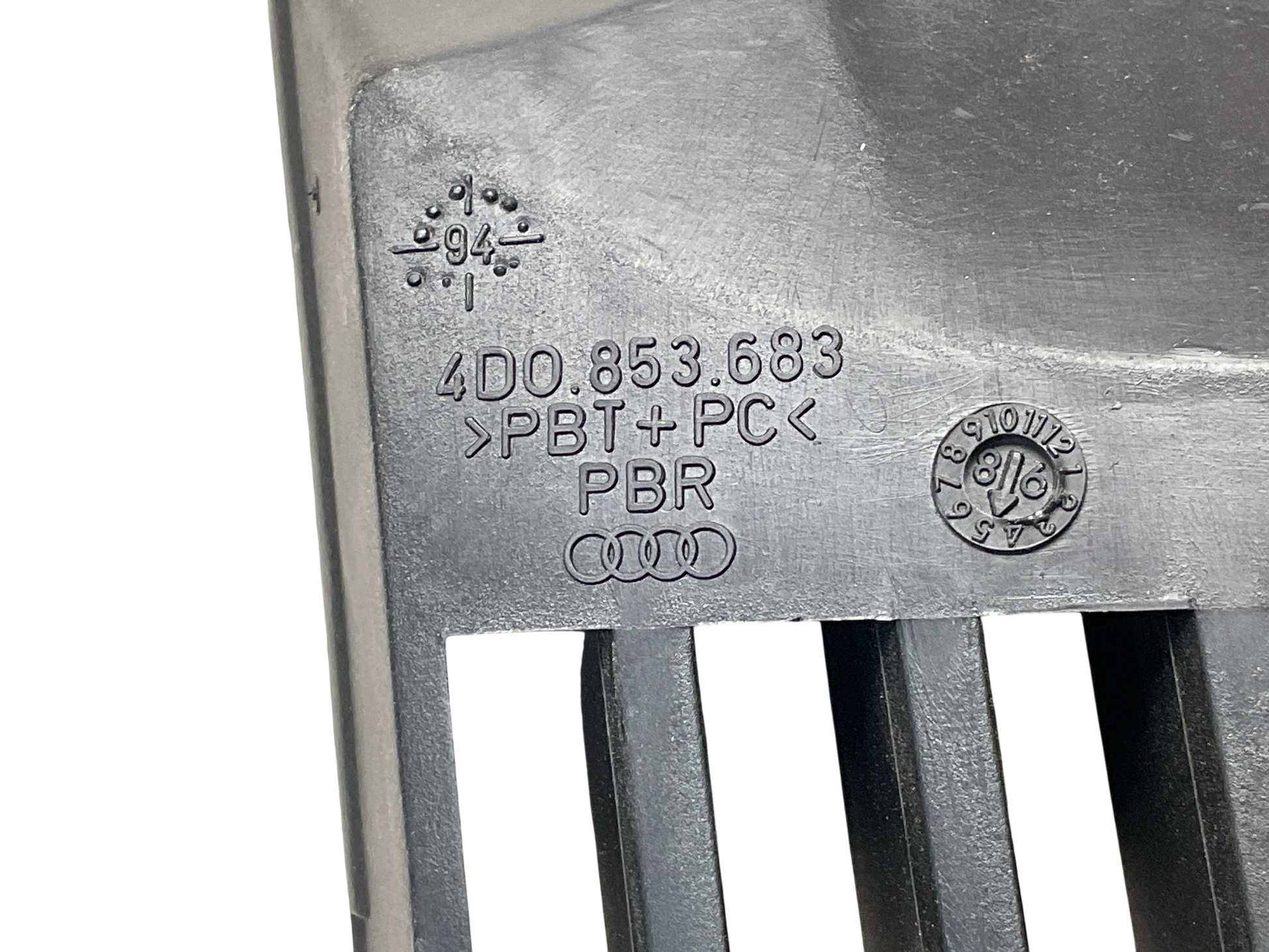Rejilla paragolpes del izq Audi A8 94-02