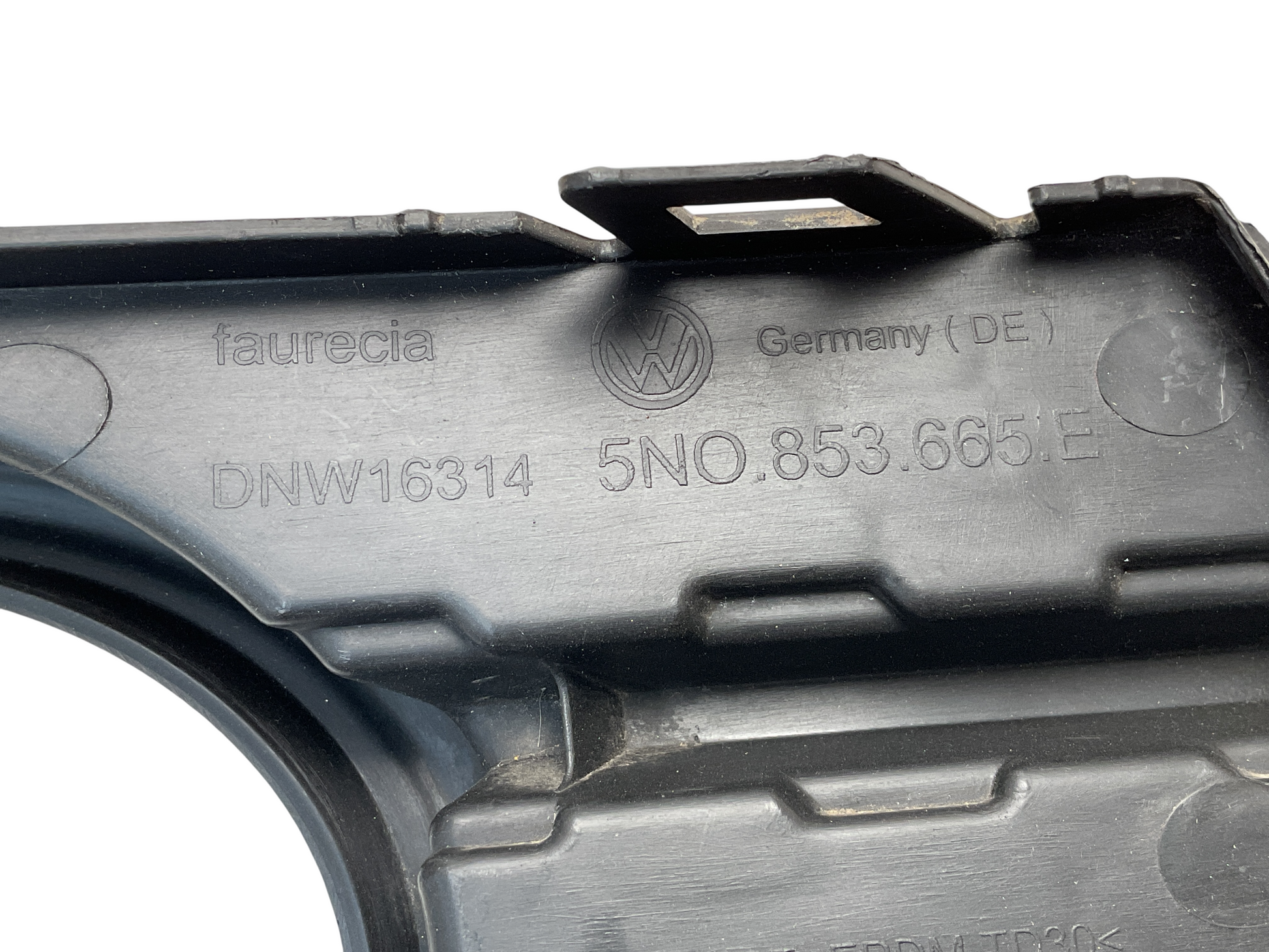 Rejilla del izq paragolpes VW Tiguan I 07-18