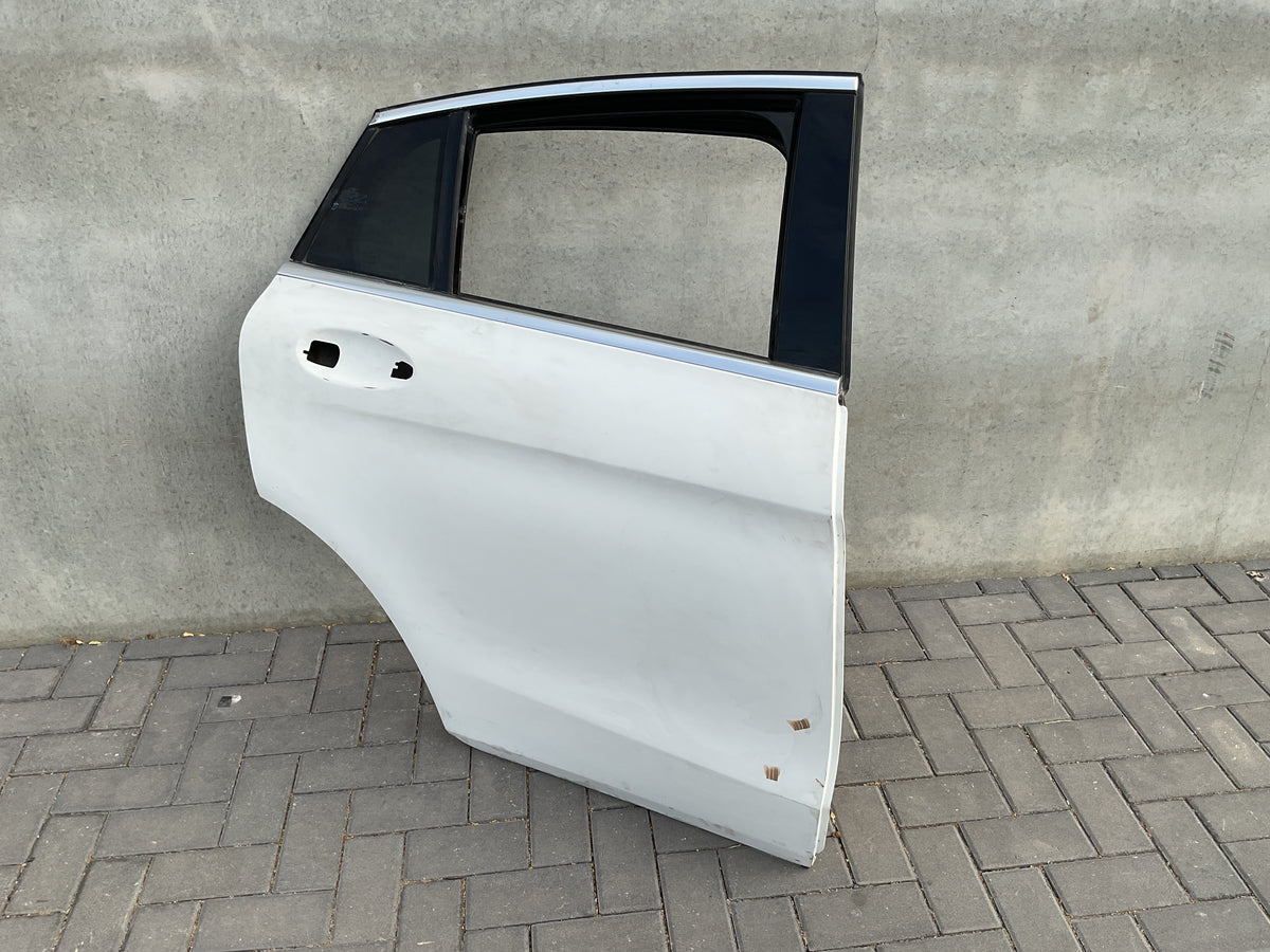 Puerta tra dcha Mercedes GLC 15-22 A2537307404