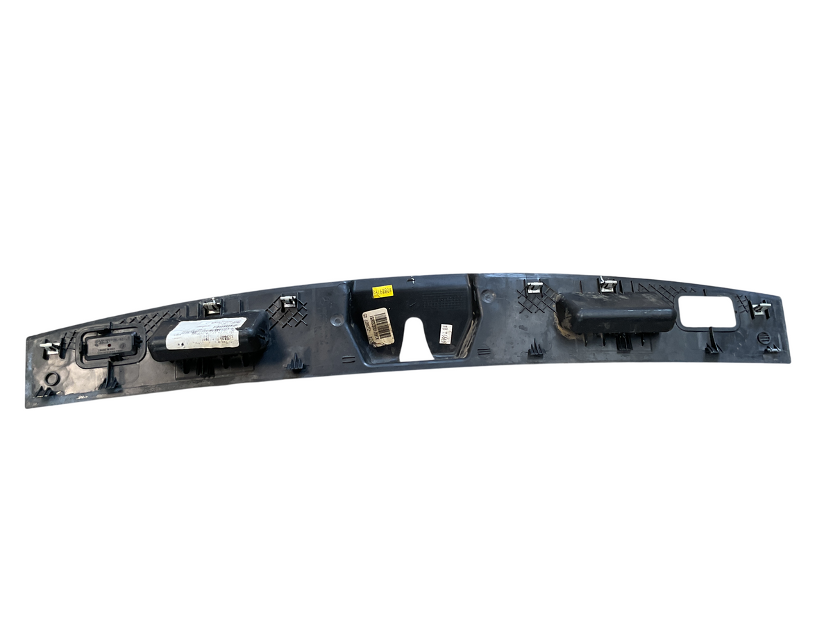 Moldura Cierre Porton Mercedes ML 05-12 A1647400030