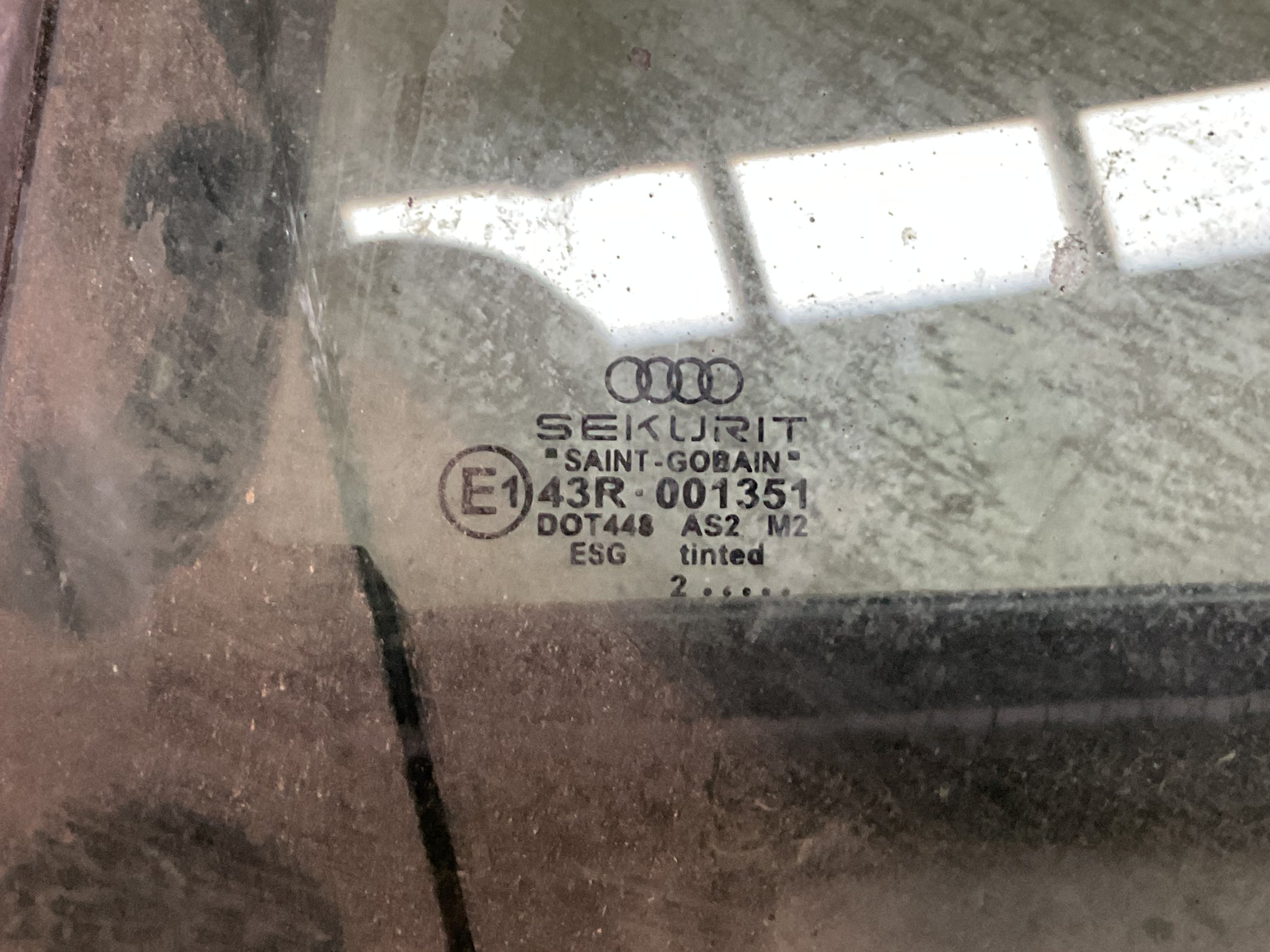 Luna tra izq Audi A4 Berlina 00-05