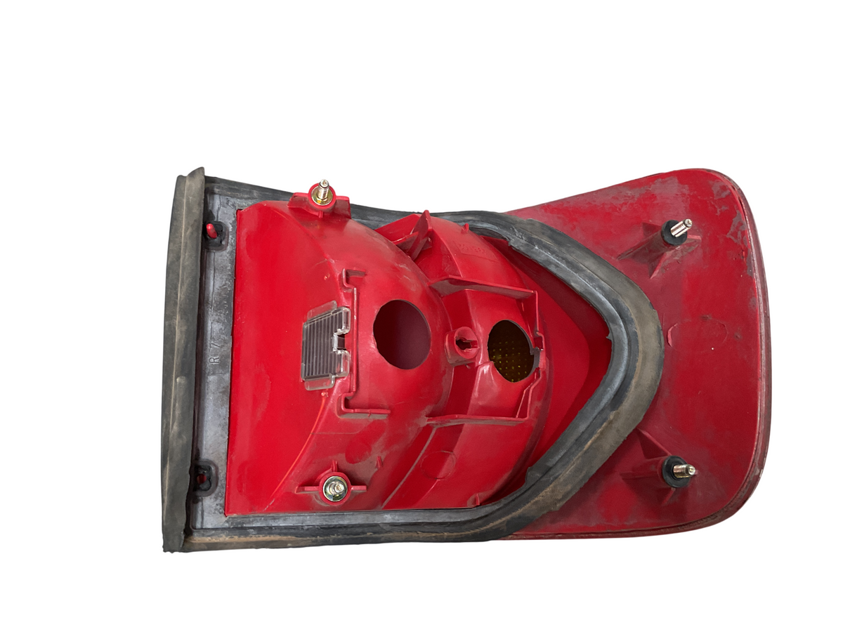 Piloto trasero izq Audi 80 91-96 8A0945217