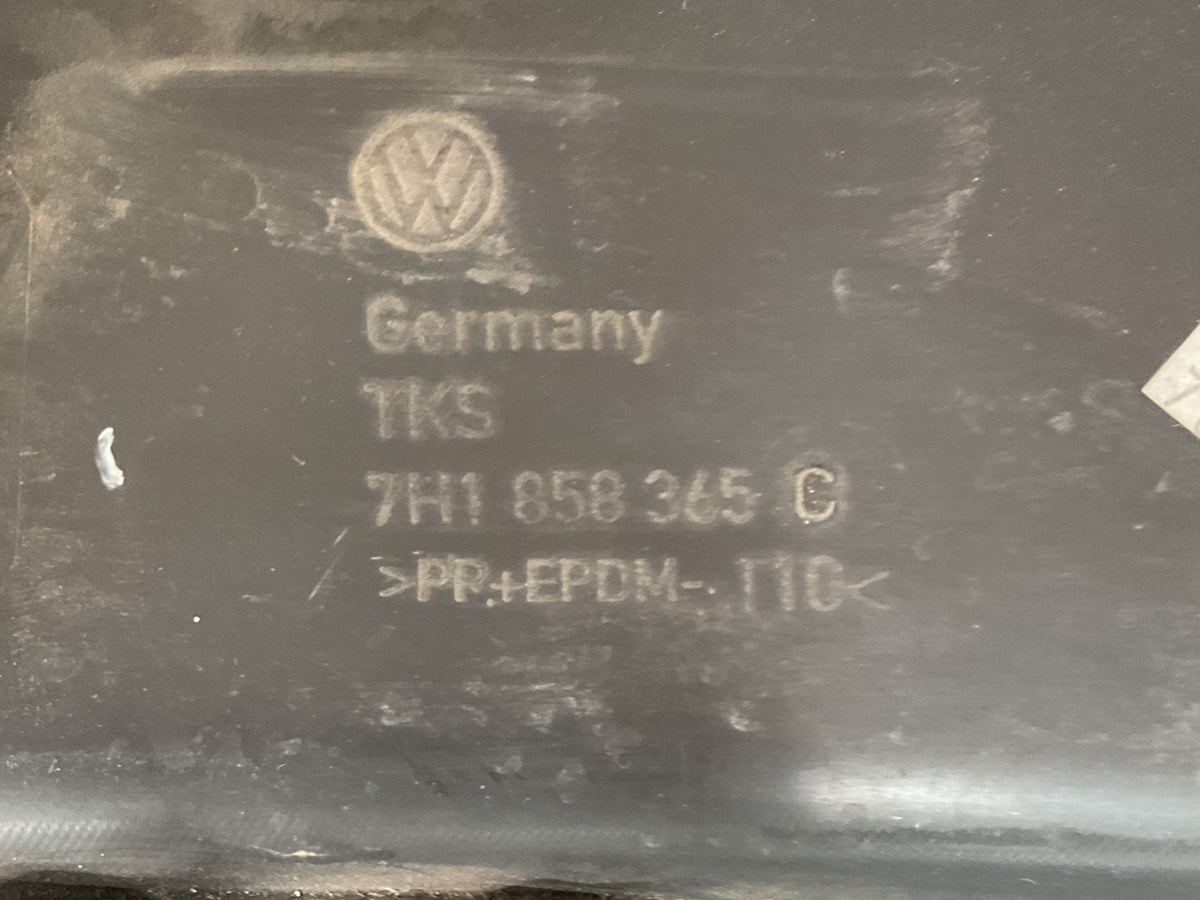 Moldura Consola central VW Transporter 7H1858365C