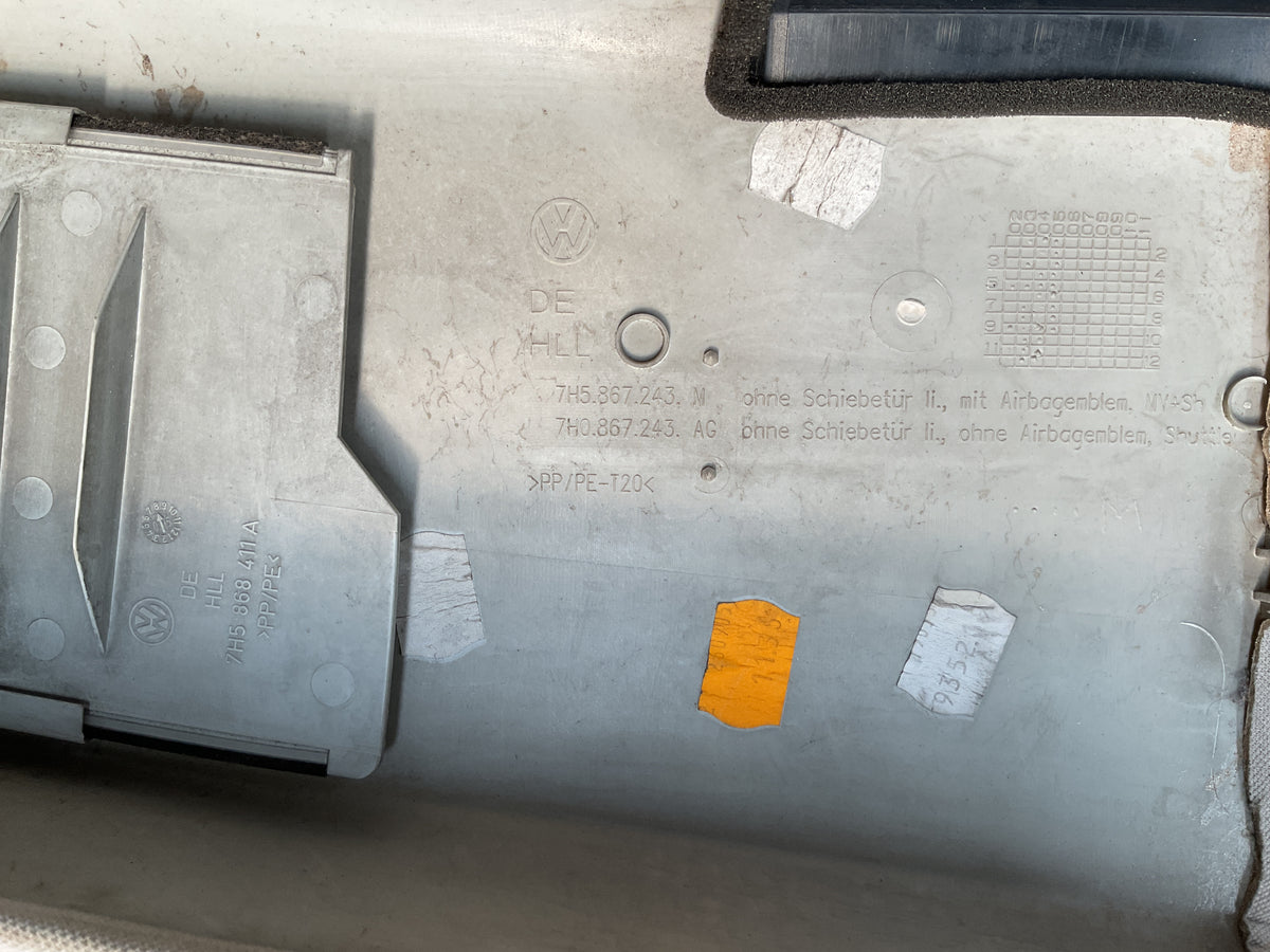 Moldura Pilar B izq VW Transporter 03-10 7H0867243AG