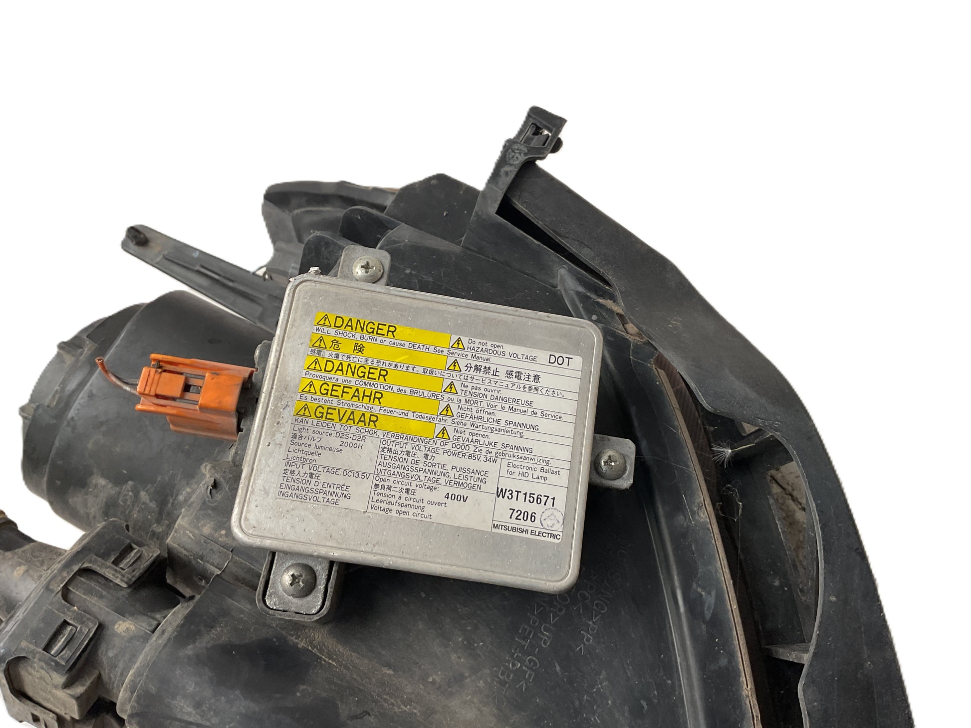 Faro del dcho Mazda 3 04-09