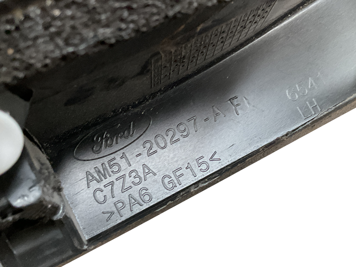 Moldura puerta del izq Ford C-Max 10-19 AM5120297AF