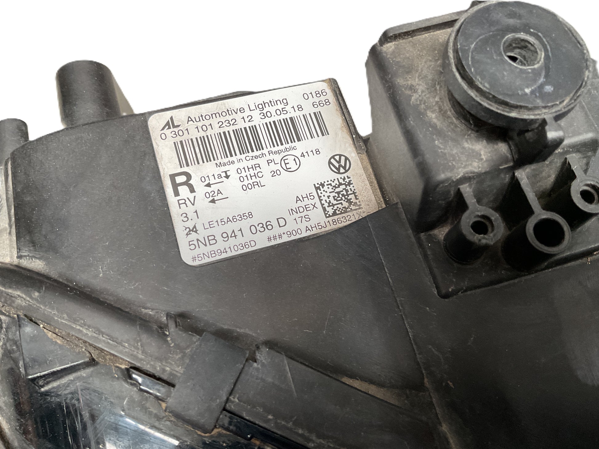 Faro del dcho VW Tiguan 2 16-25