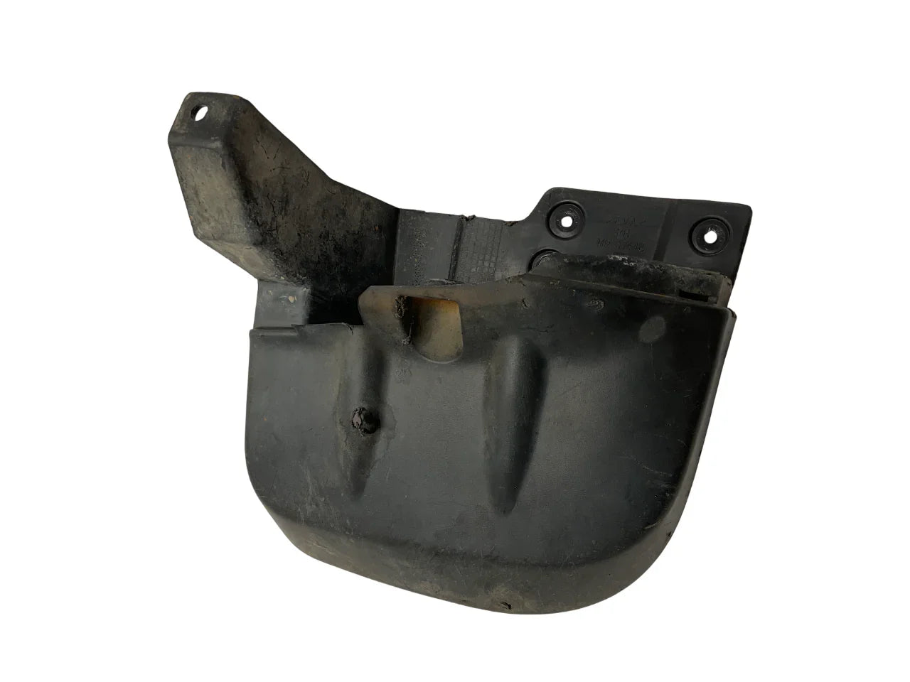 Guardabarros del dcho Mitsubishi L200 05-15