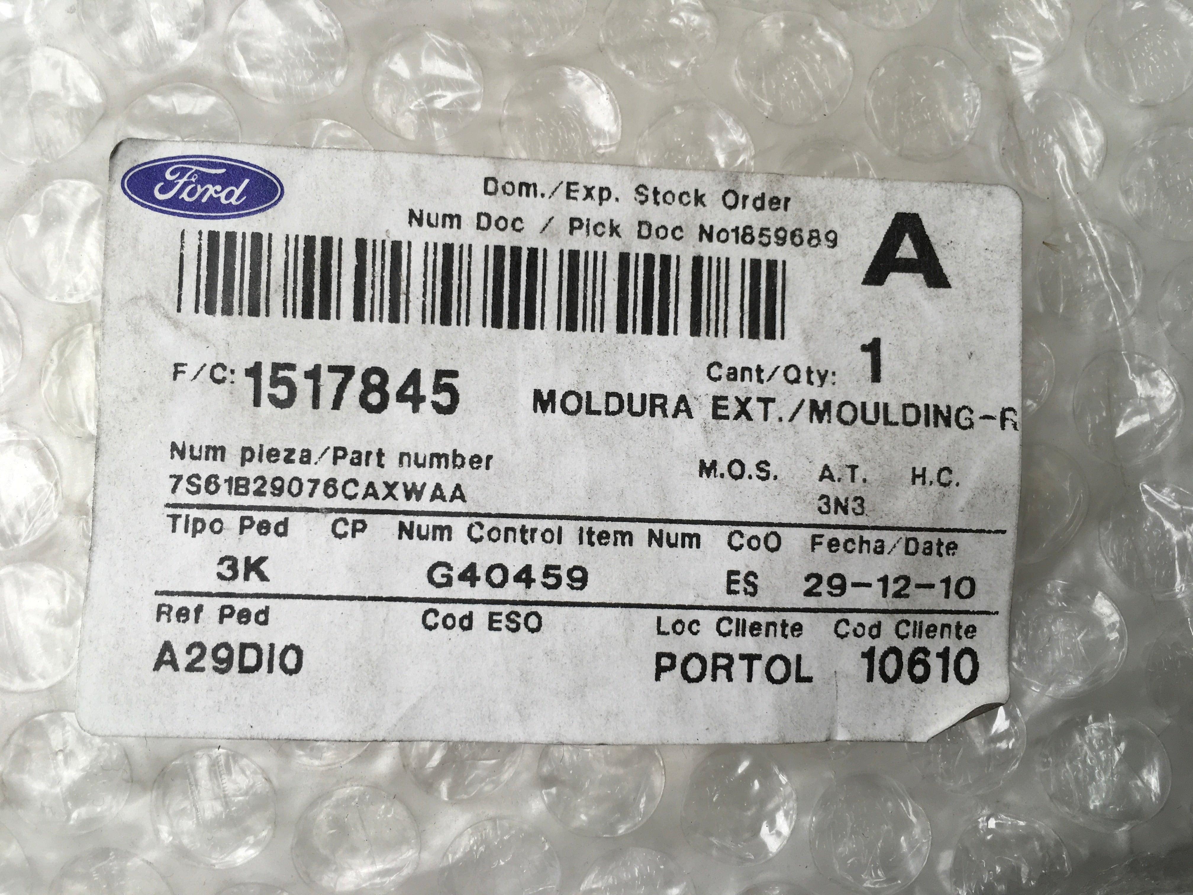 Moldura tra dcha Ford Fiesta V - AutoRR 7S61B29076CAXWAA