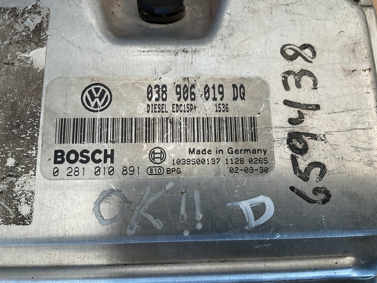 Centralita Motor VW 038906019DQ