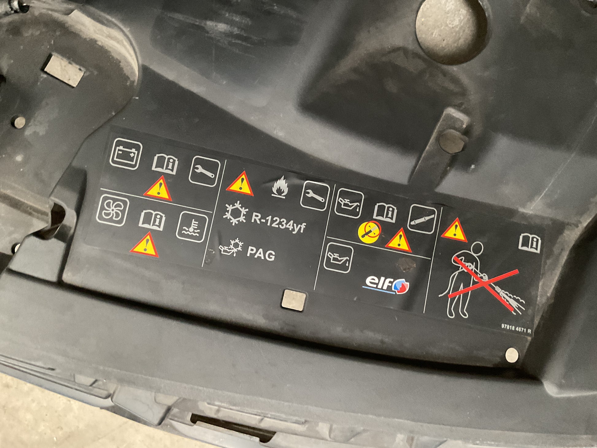 Cubierta Panel Frontal Renault Espace 15-23 - 8200721895