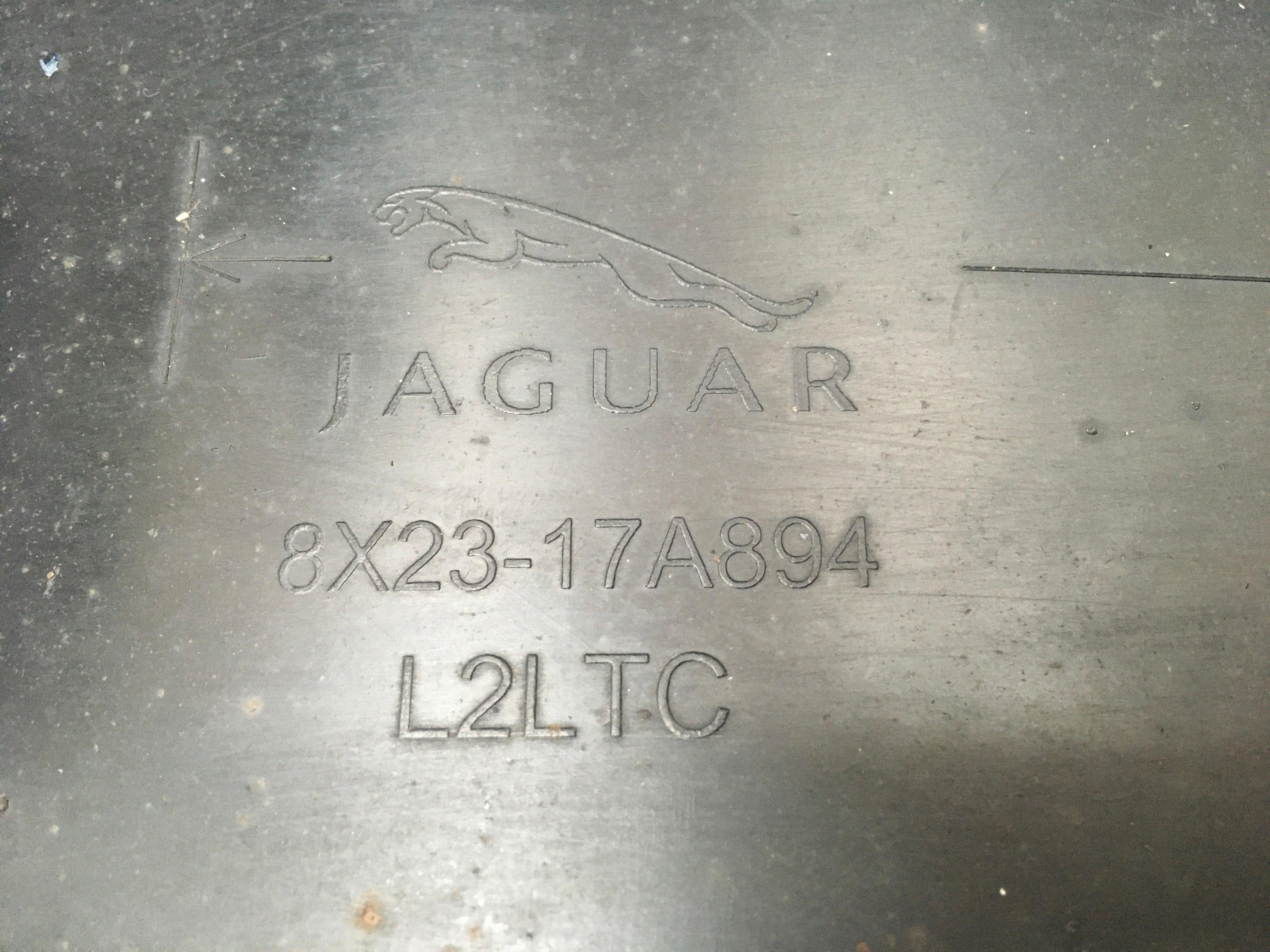 Paragolpes trasero Jaguar X250