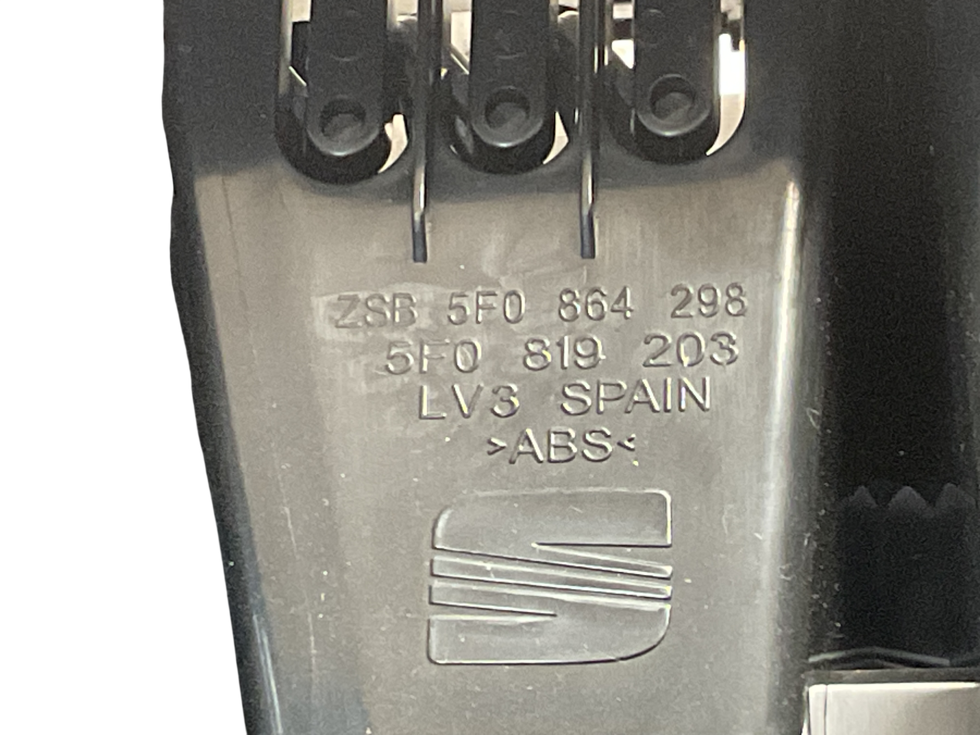 Rejilla aireadora SEAT LEON 12-20