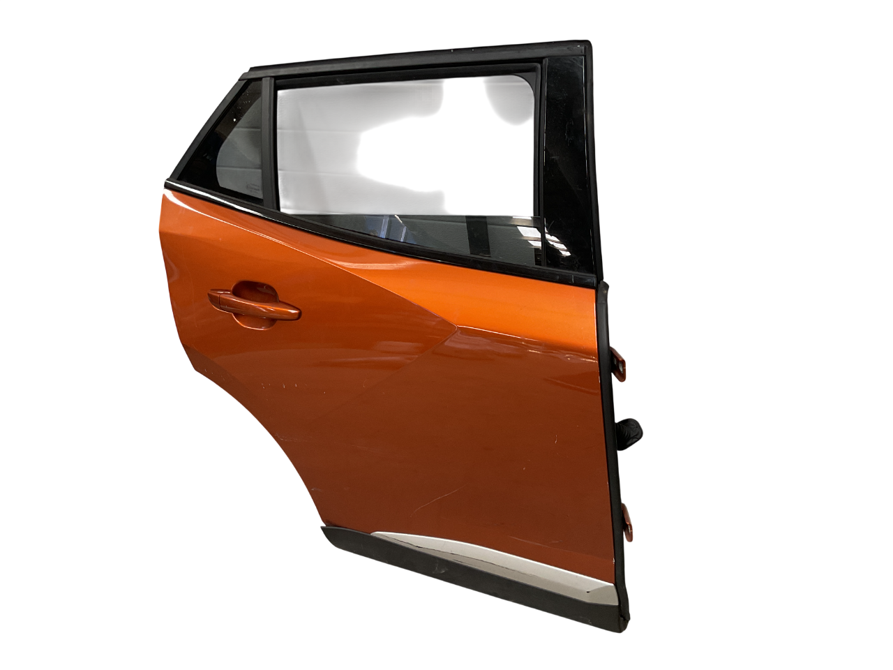 Puerta tra dcha Peugeot 2008 19-25