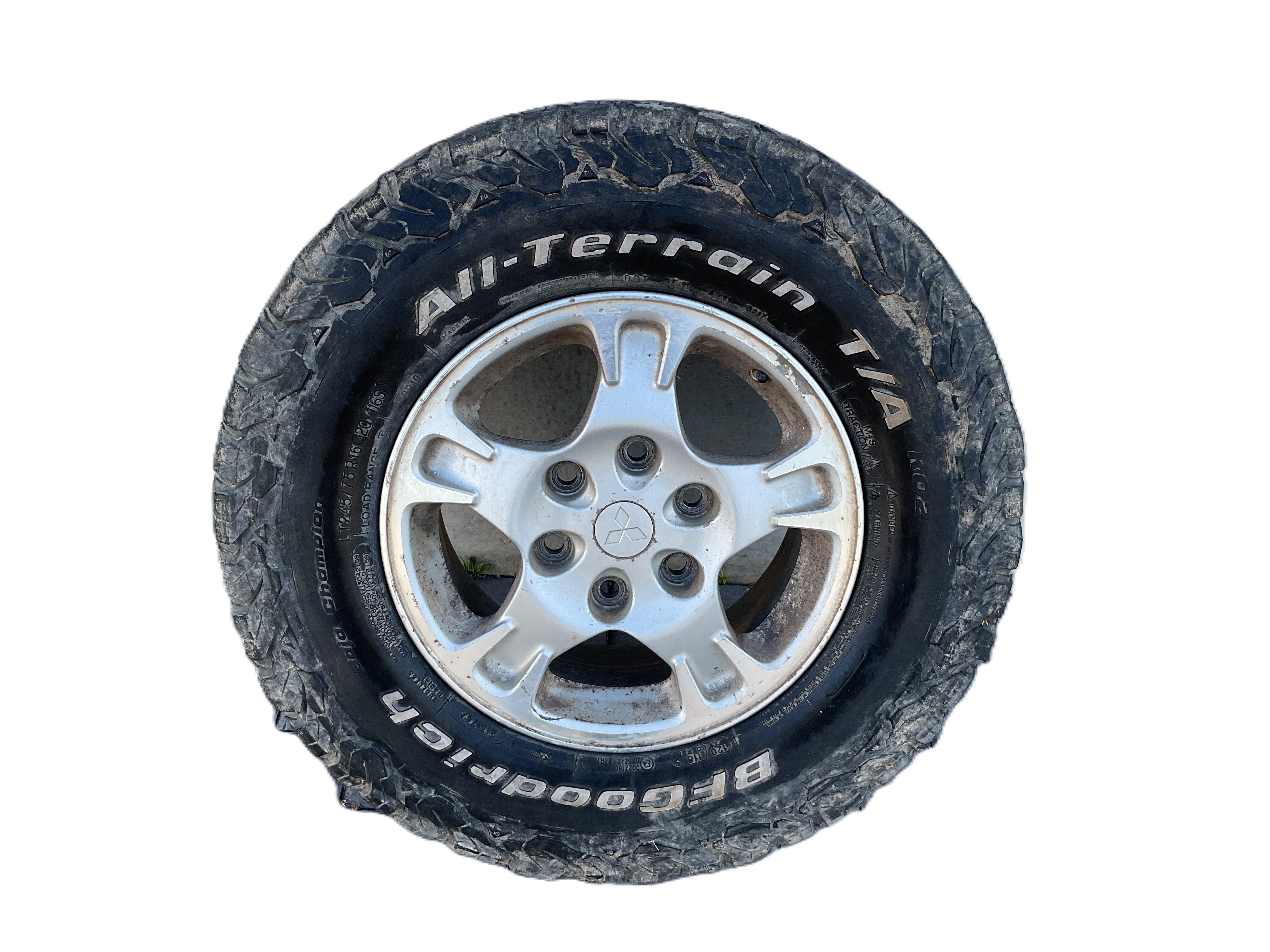 Llanta Mitsubishi Montero (V60/V70) 02-06